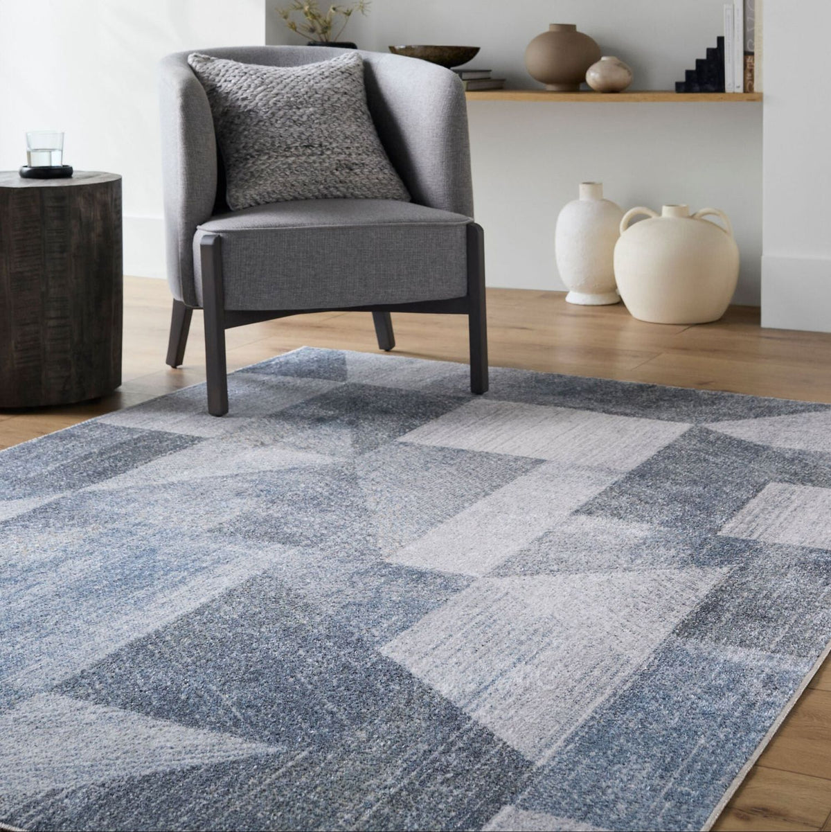 Livabliss Lillian LLL-2356 Machine Woven Rug