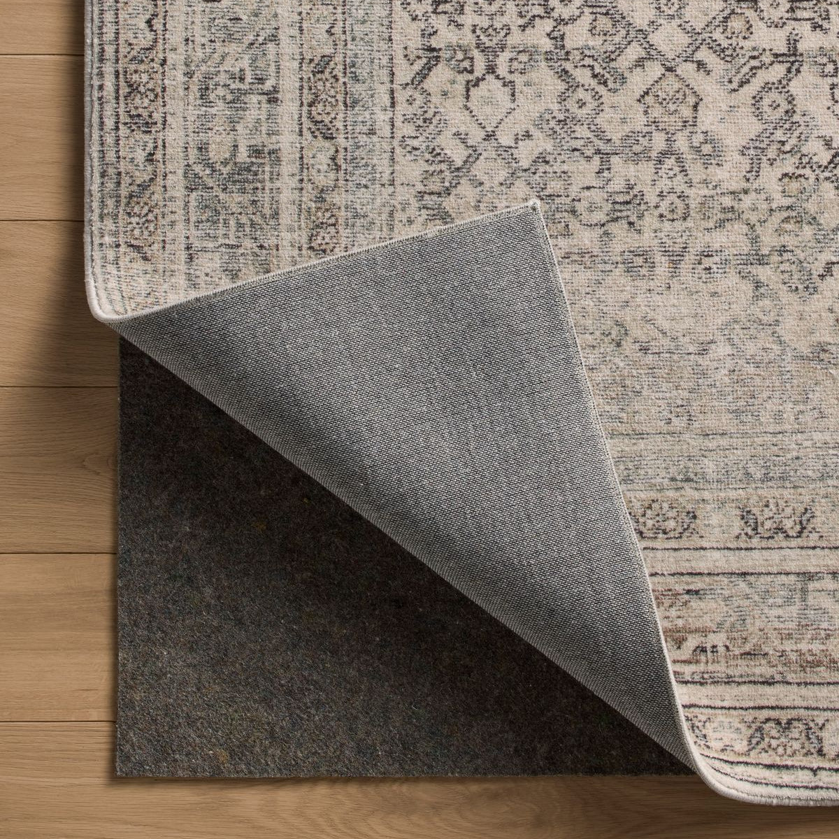 Loloi Margot Ivory / Slate Power Loomed Rug