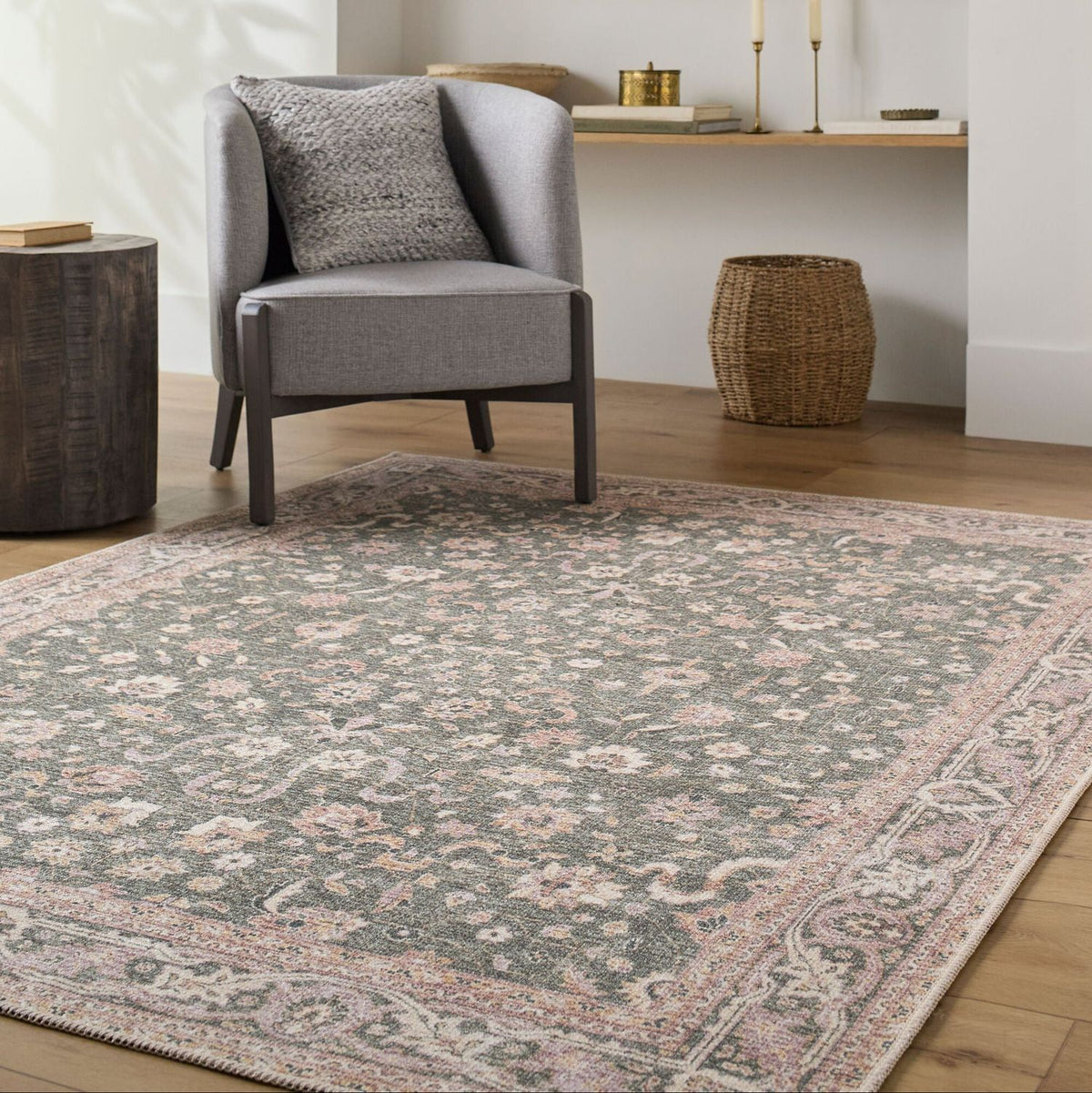 Livabliss Amelie AML-2392 Machine Woven Rug
