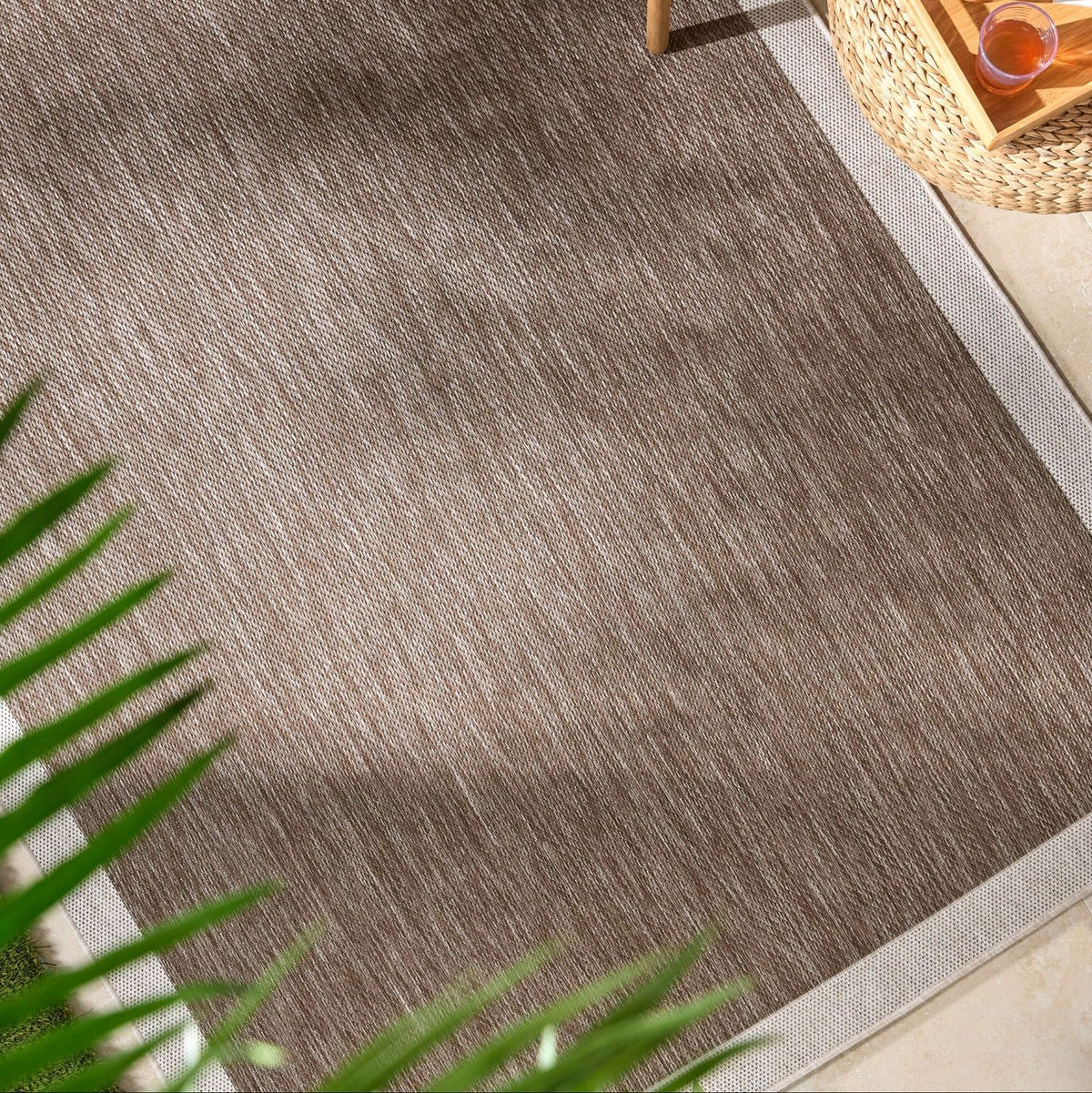 Livabliss Miami Beach MBH-2307 Machine Woven Indoor/Outdoor Rug