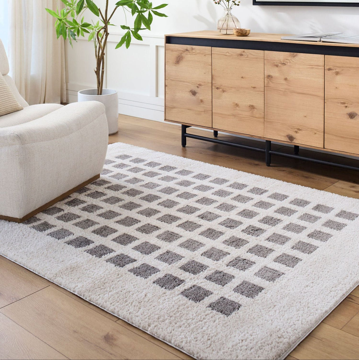 Livabliss Fossay Shag FSG-2321 Machine Woven Rug