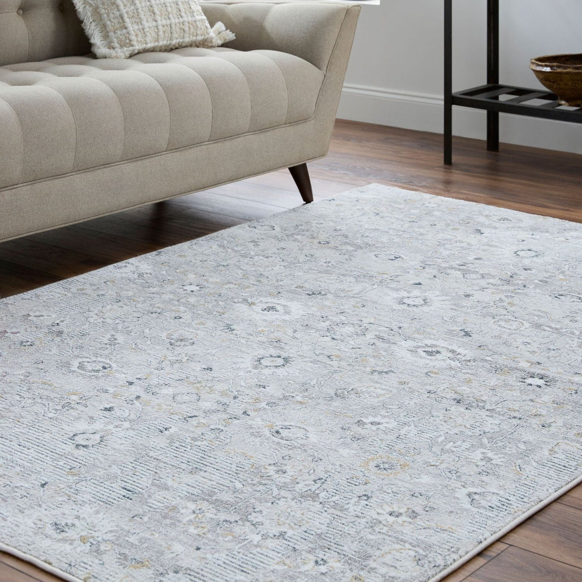 Livabliss Lorenz LTZ-2303 Machine Woven Rug