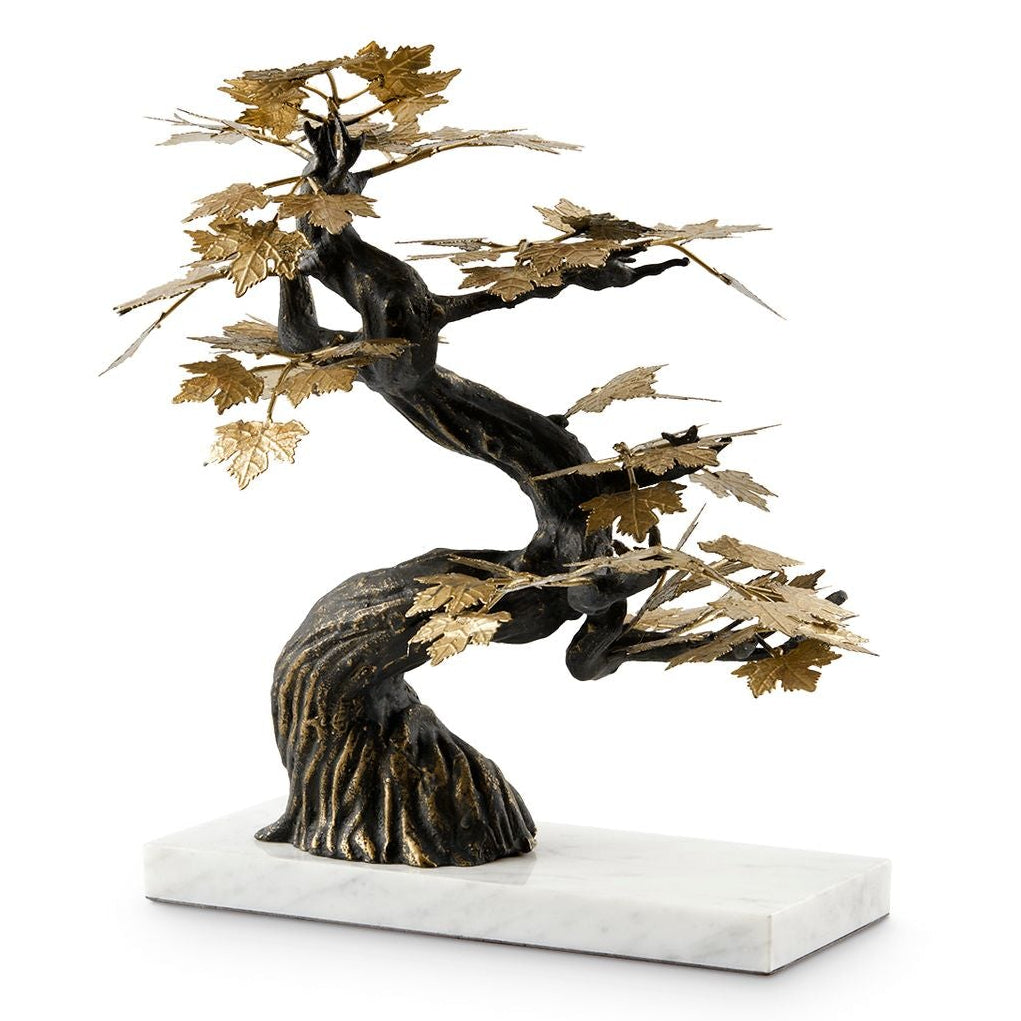 Villa and House Momiji Statue