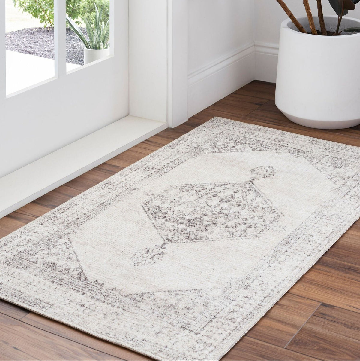 Livabliss Olympic PNWOL-2300 Machine Woven Rug