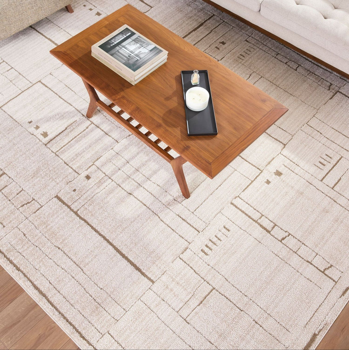 Elle Decor x Livabliss Alma EDAL-2300 Machine Woven Rug