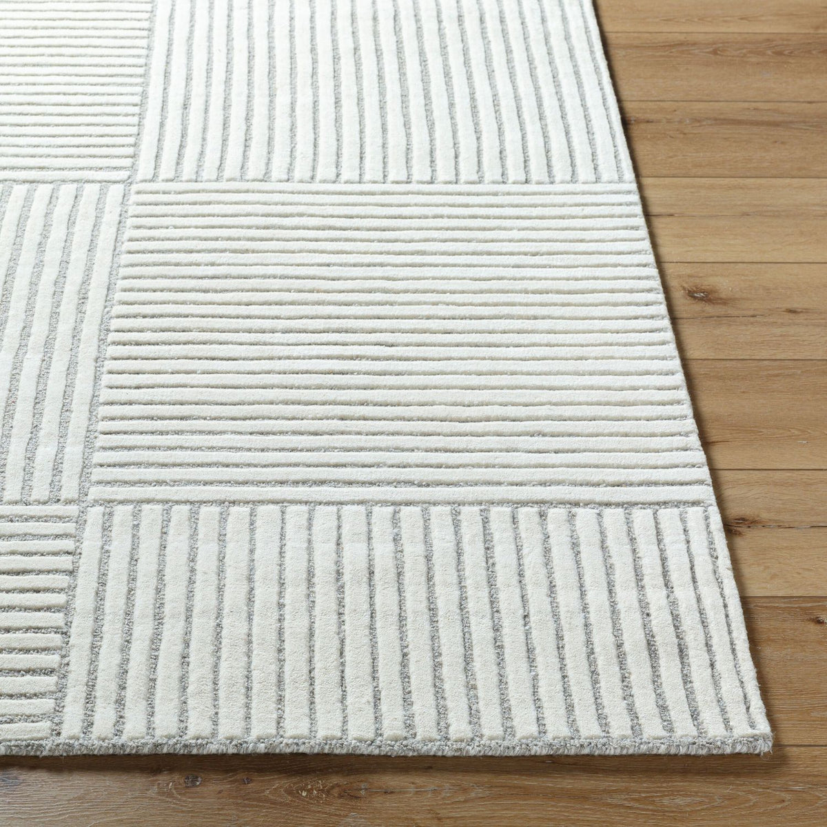 Livabliss Brook BKO-2321 Hand Tufted Rug