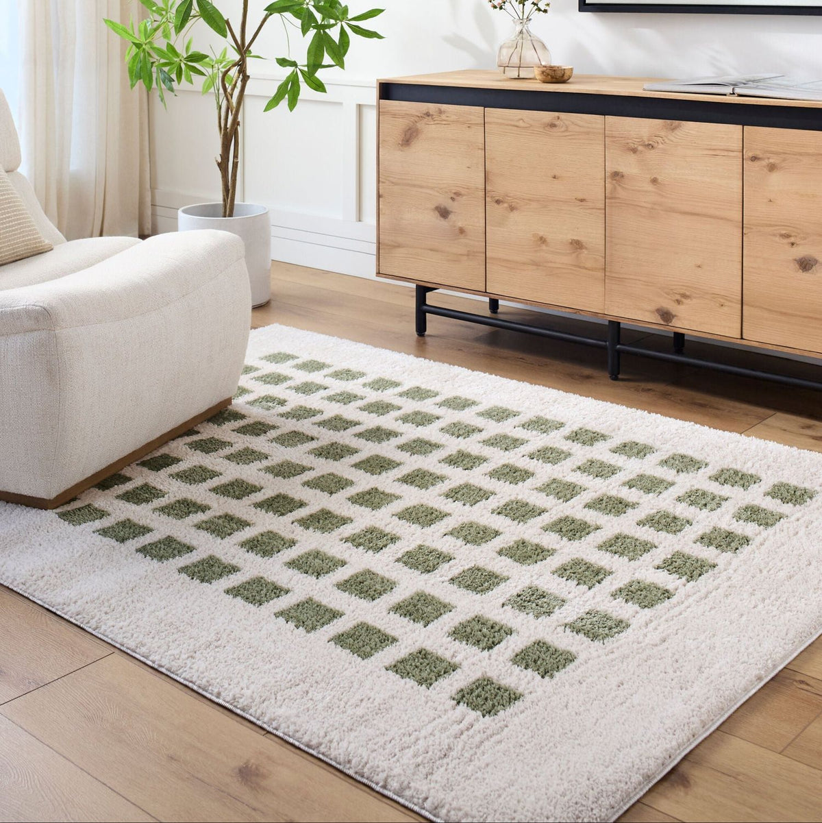Livabliss Fossay Shag FSG-2320 Machine Woven Rug