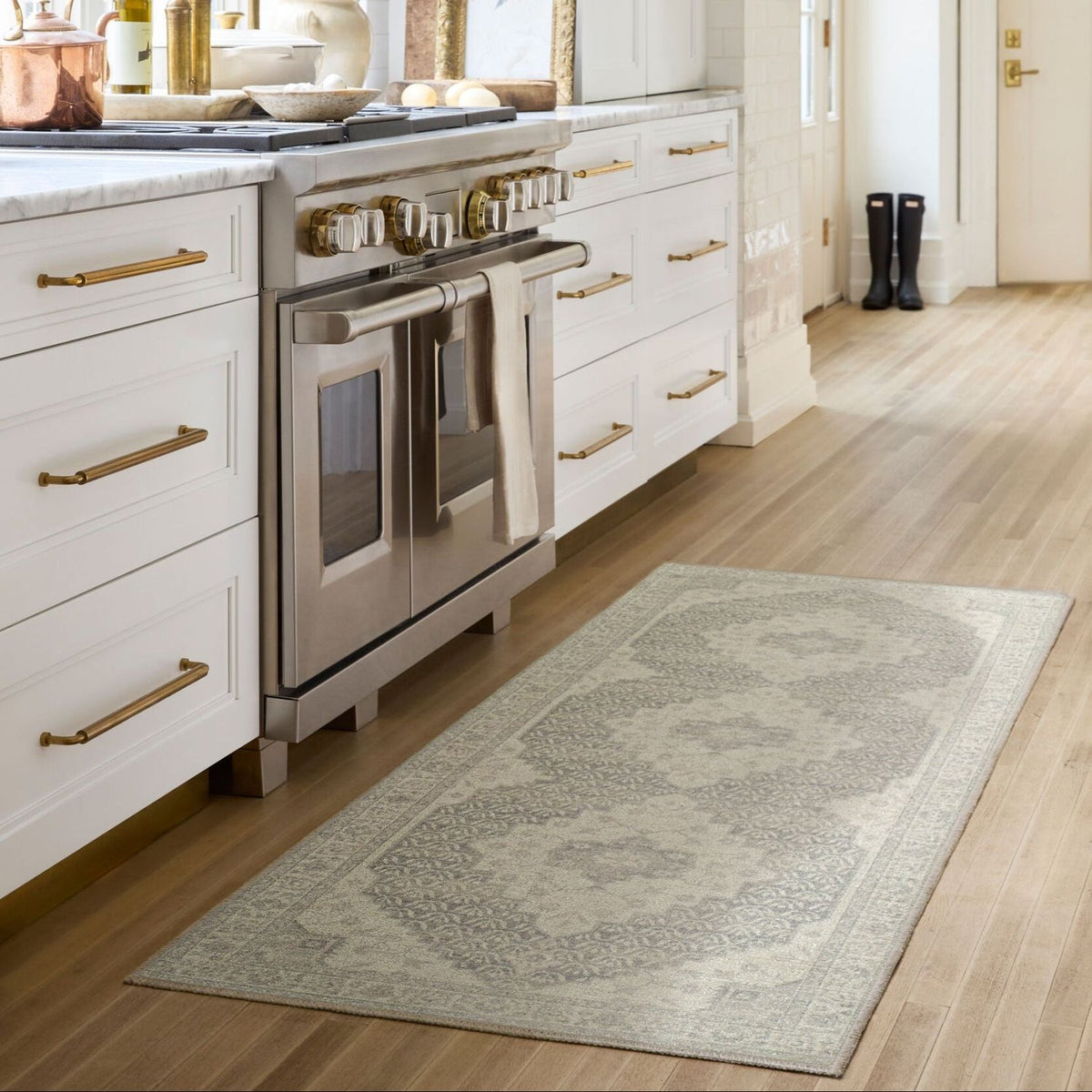 Nabela Noor Home x Livabliss Athiyo NBAT-2301 Machine Woven Rug