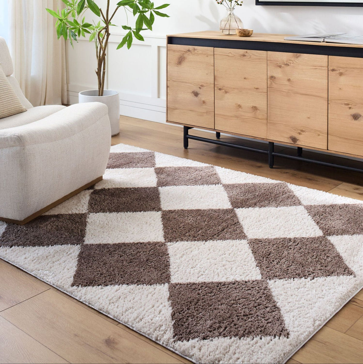Livabliss Fossay Shag FSG-2323 Machine Woven Rug