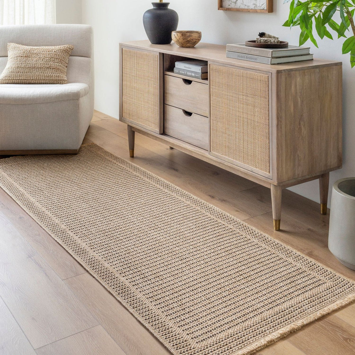 Livabliss Mirage MGE-2301 Machine Woven Indoor/Outdoor Rug