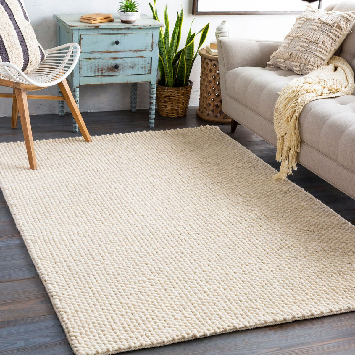 Livabliss Lucerne LNE-1000 Hand Woven Rug