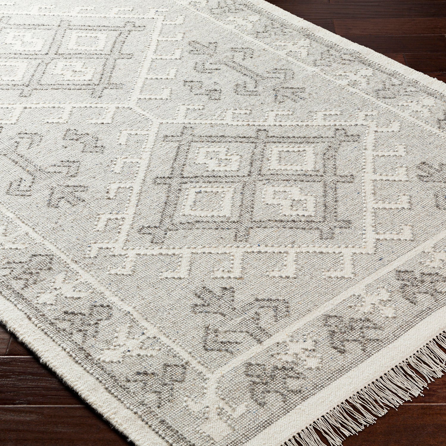 Livabliss Valerie Charcoal Hand Woven Rug