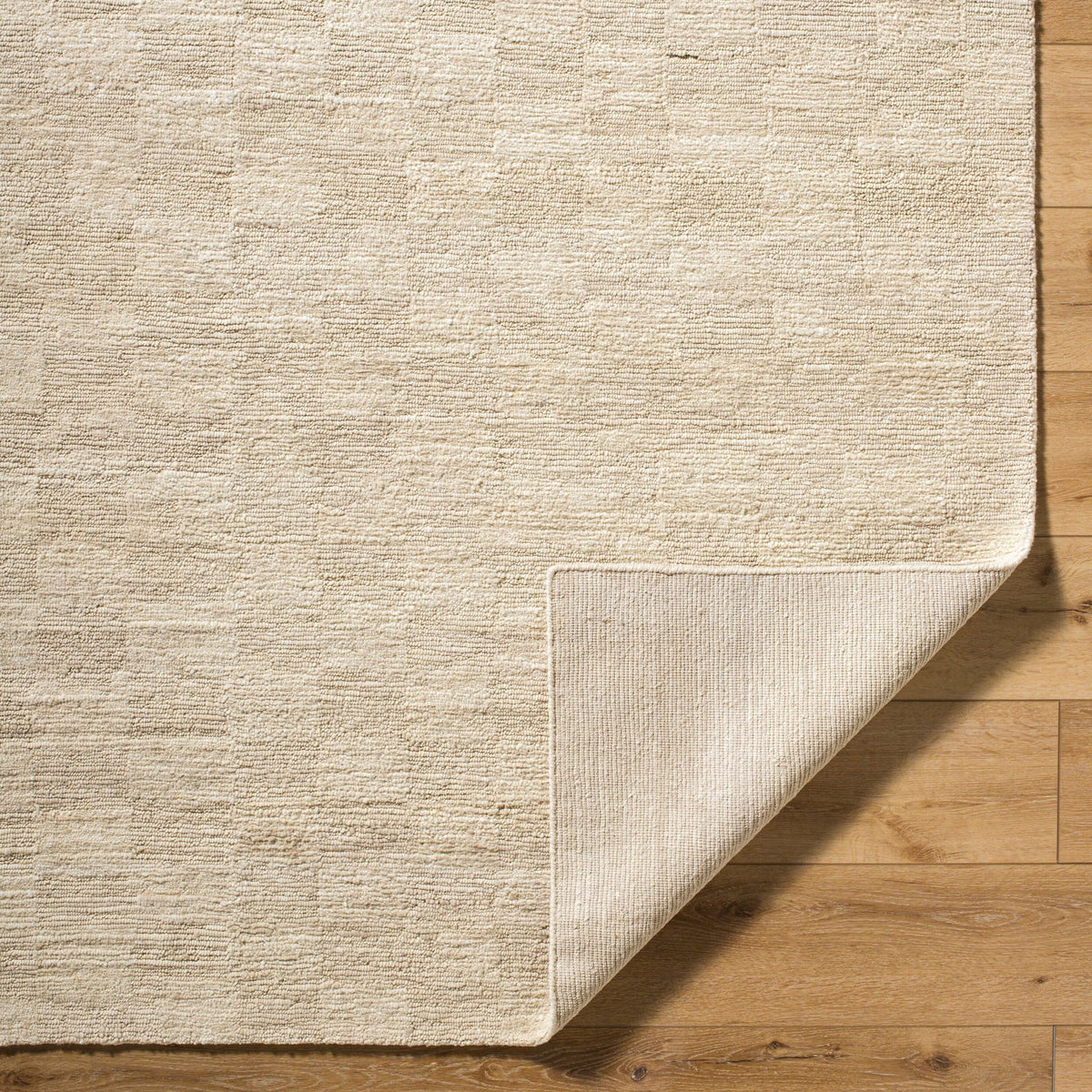 Surya Ventura VNR-2301 Hand Knotted Rug