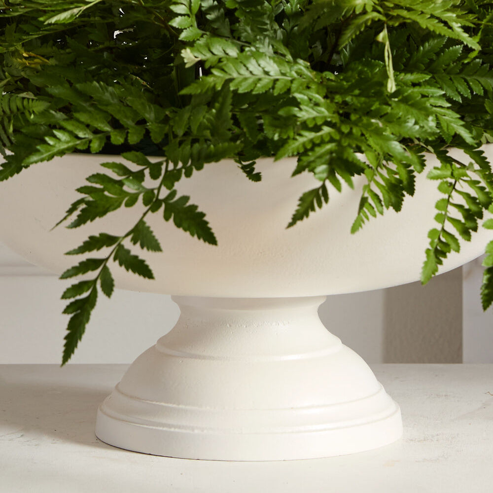 White Oscar Bowl shown in a lifestyle setting