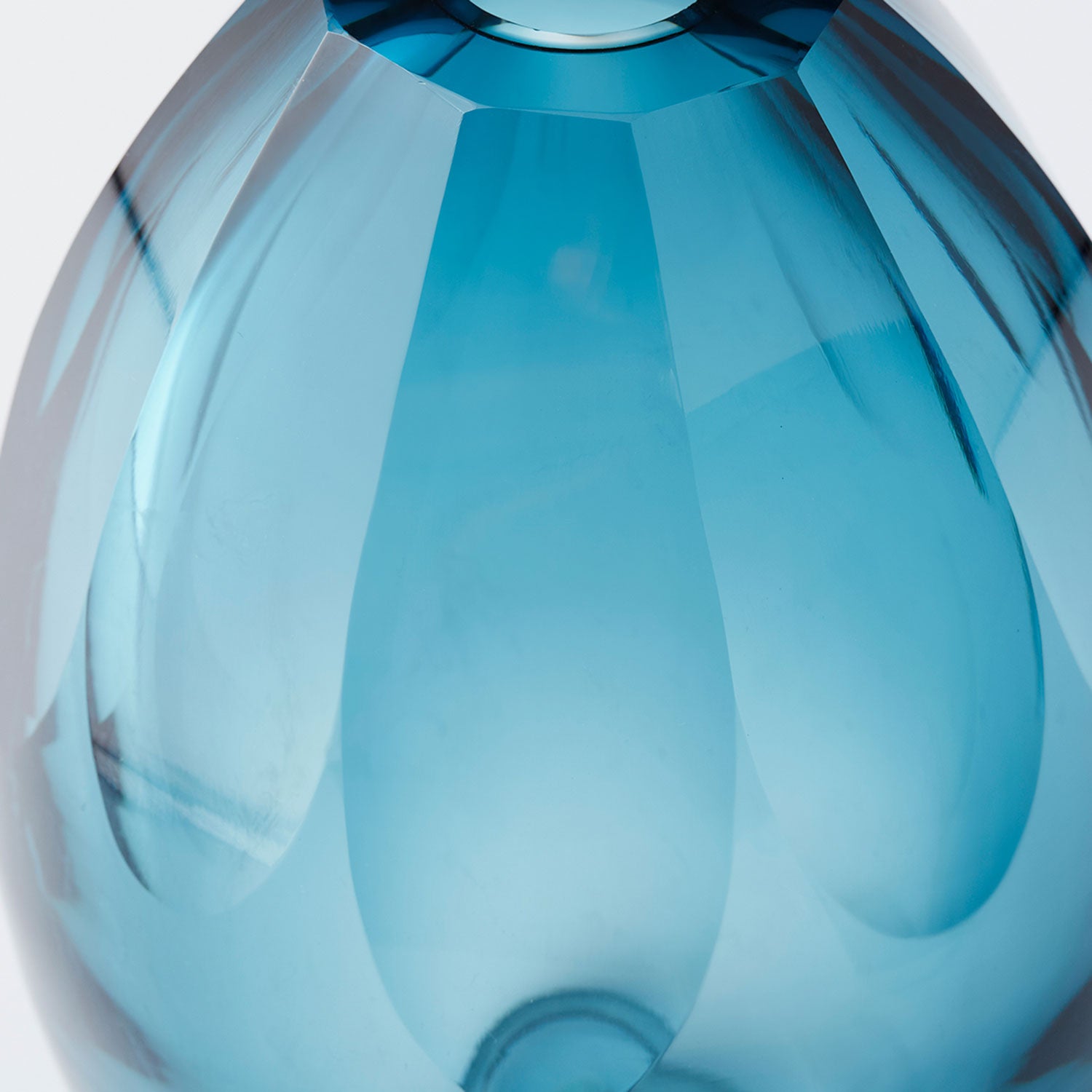 Cyan Design Cressida Vase