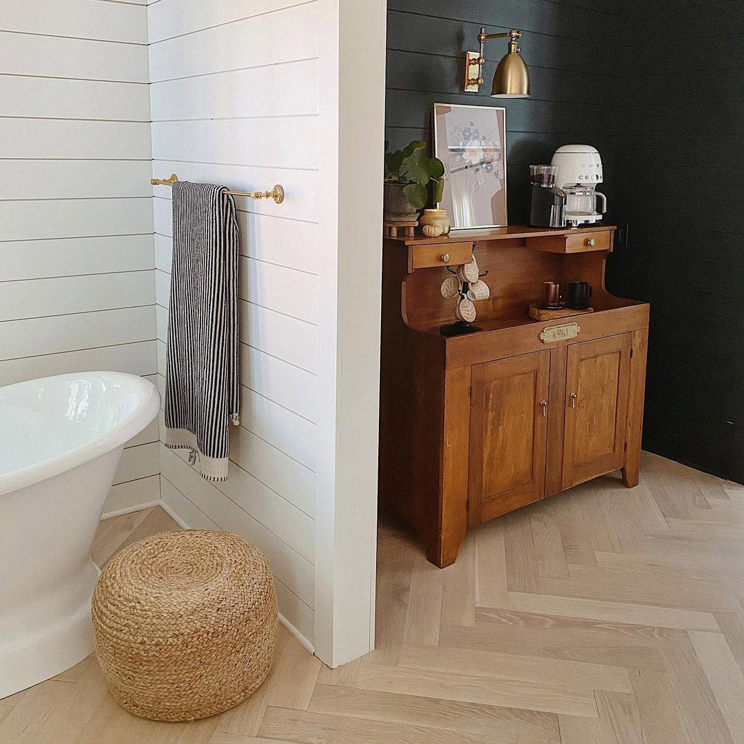 Hudson Valley Lighting Roslyn Wall Sconce