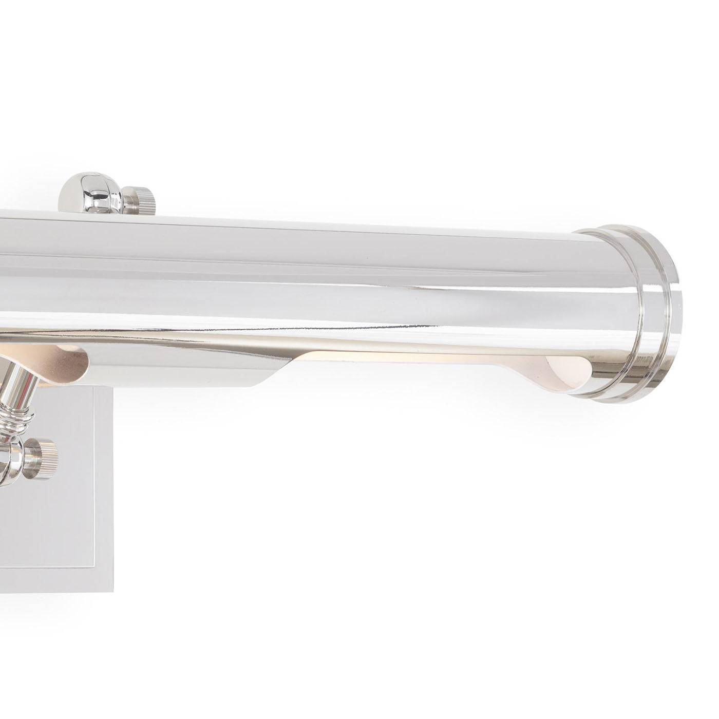 Regina Andrew Tate Picture Light