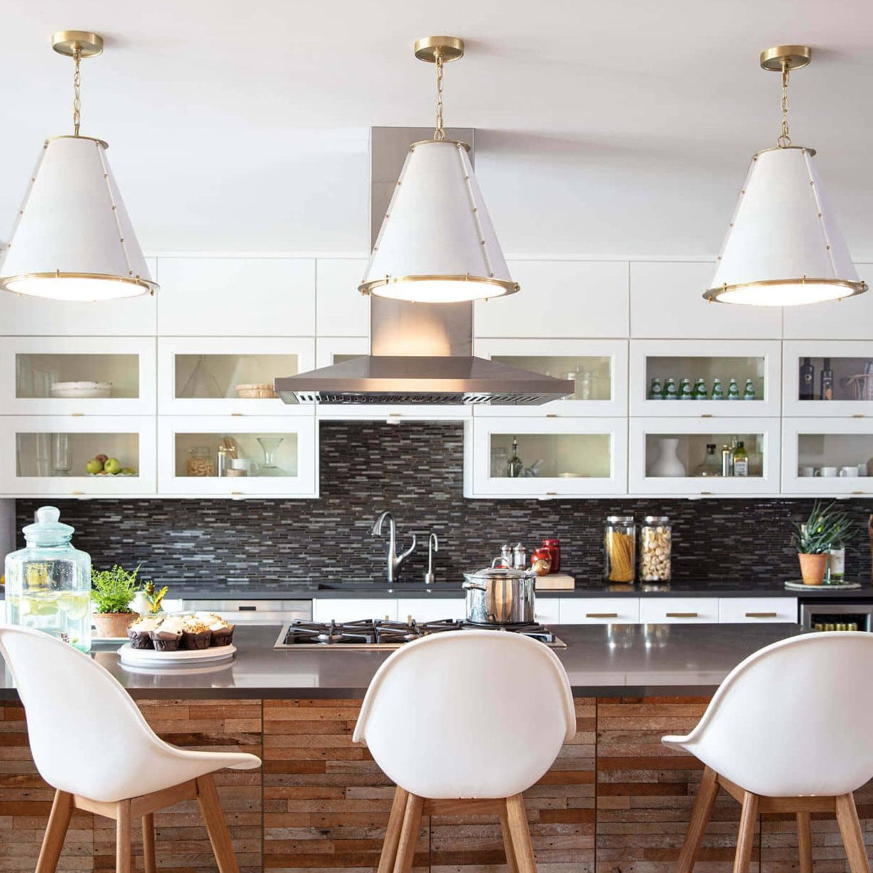 Regina Andrew French Maid Chandelier