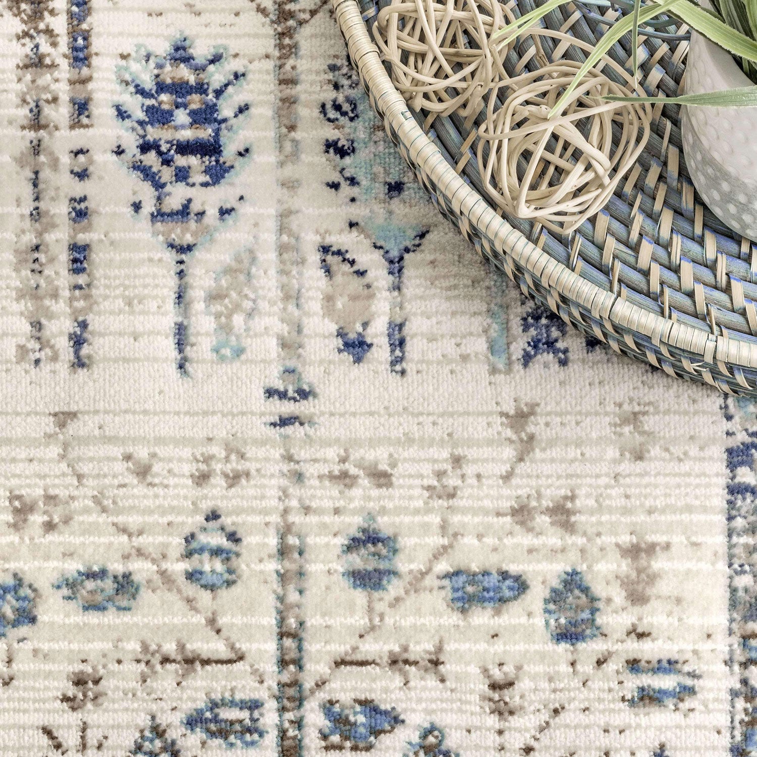 Ammon Machine Made Rug