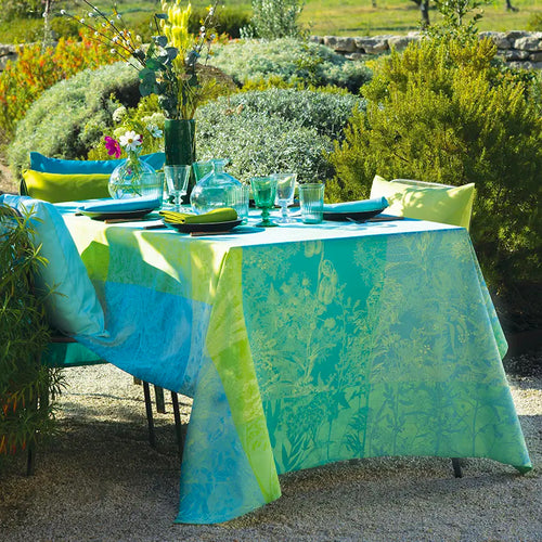 Garnier Thiebaut Esprit Jardin Prairie Jacquard Tablecloth