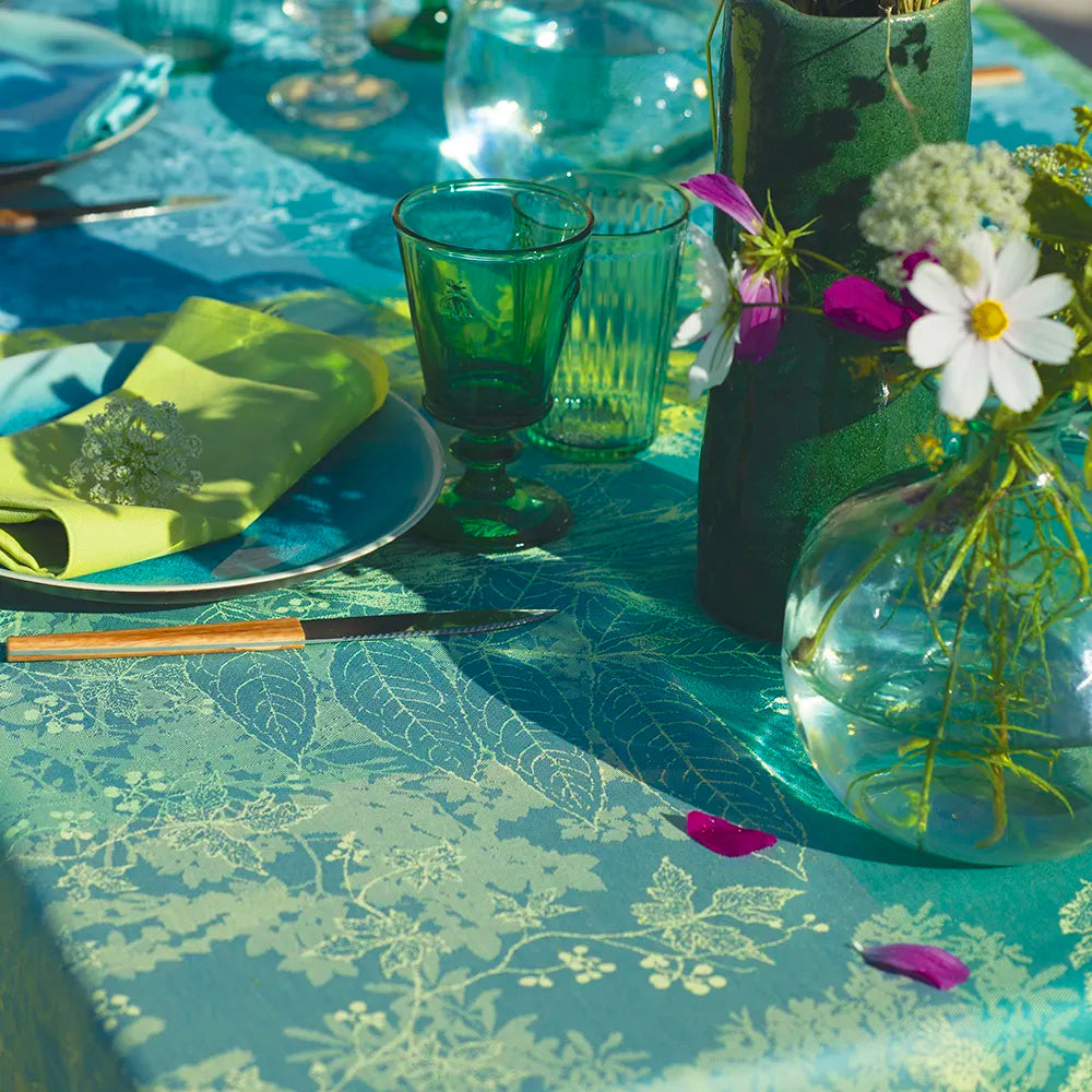 Garnier Thiebaut Esprit Jardin Prairie Jacquard Tablecloth