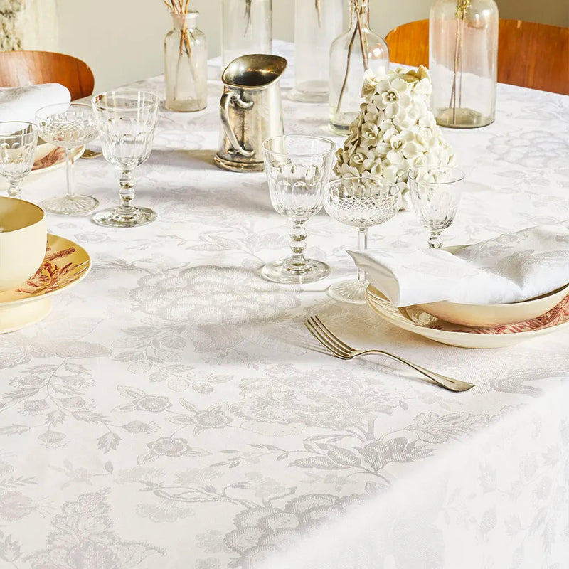 Garnier Thiebaut Mille Giverny Blanc Jacquard Tablecloth