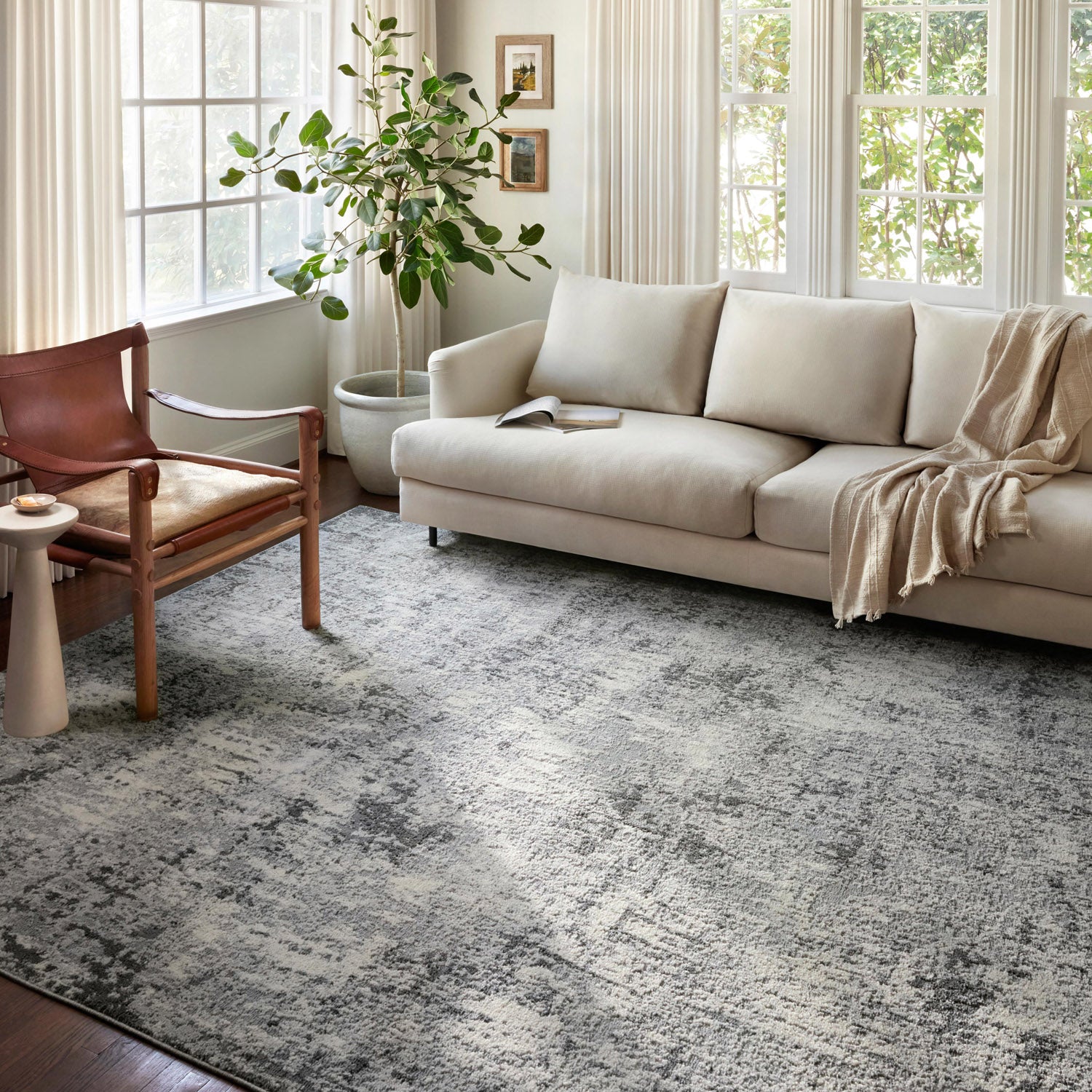 Loloi Austen Abstract Power Loomed Rug