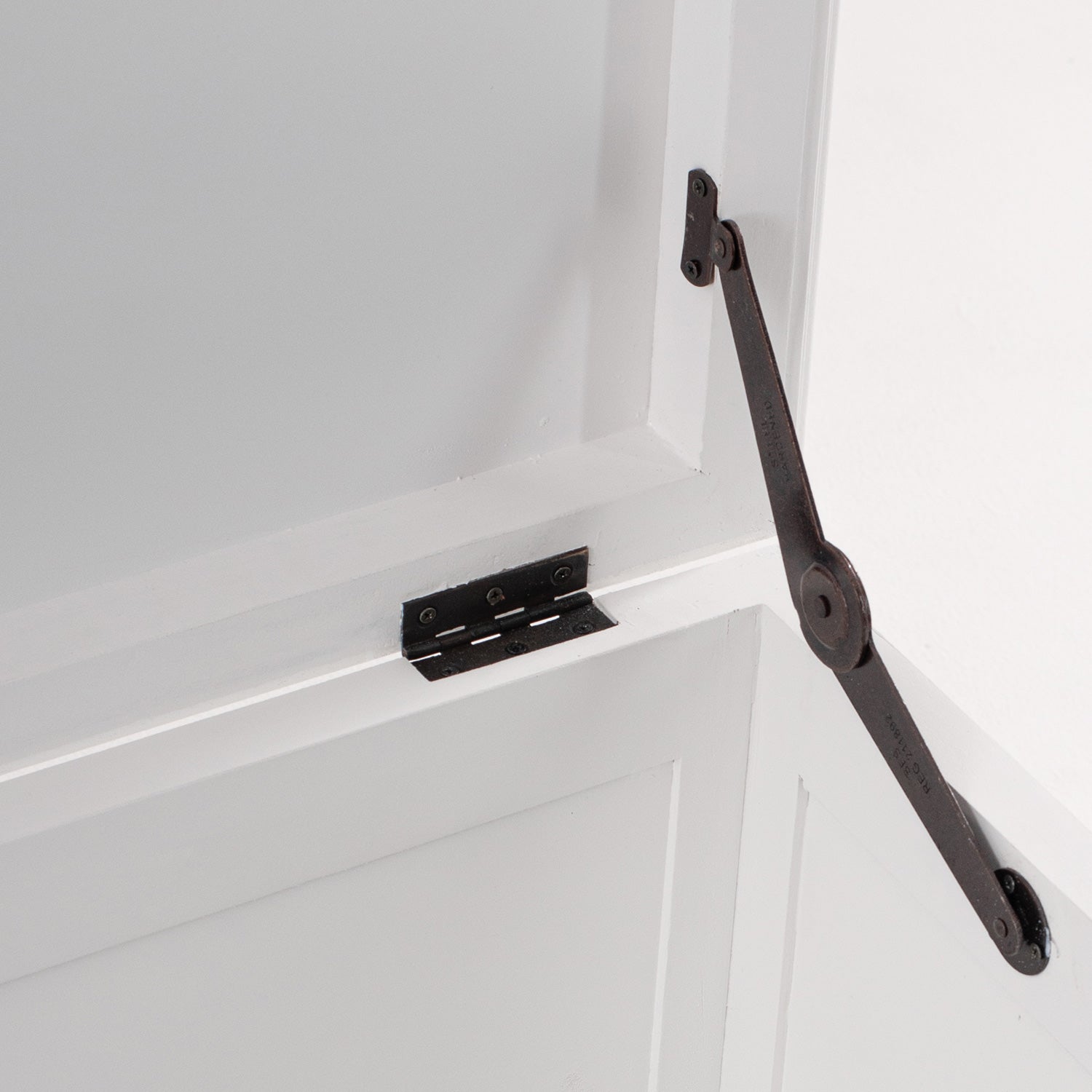 Beckton Storage Trunk