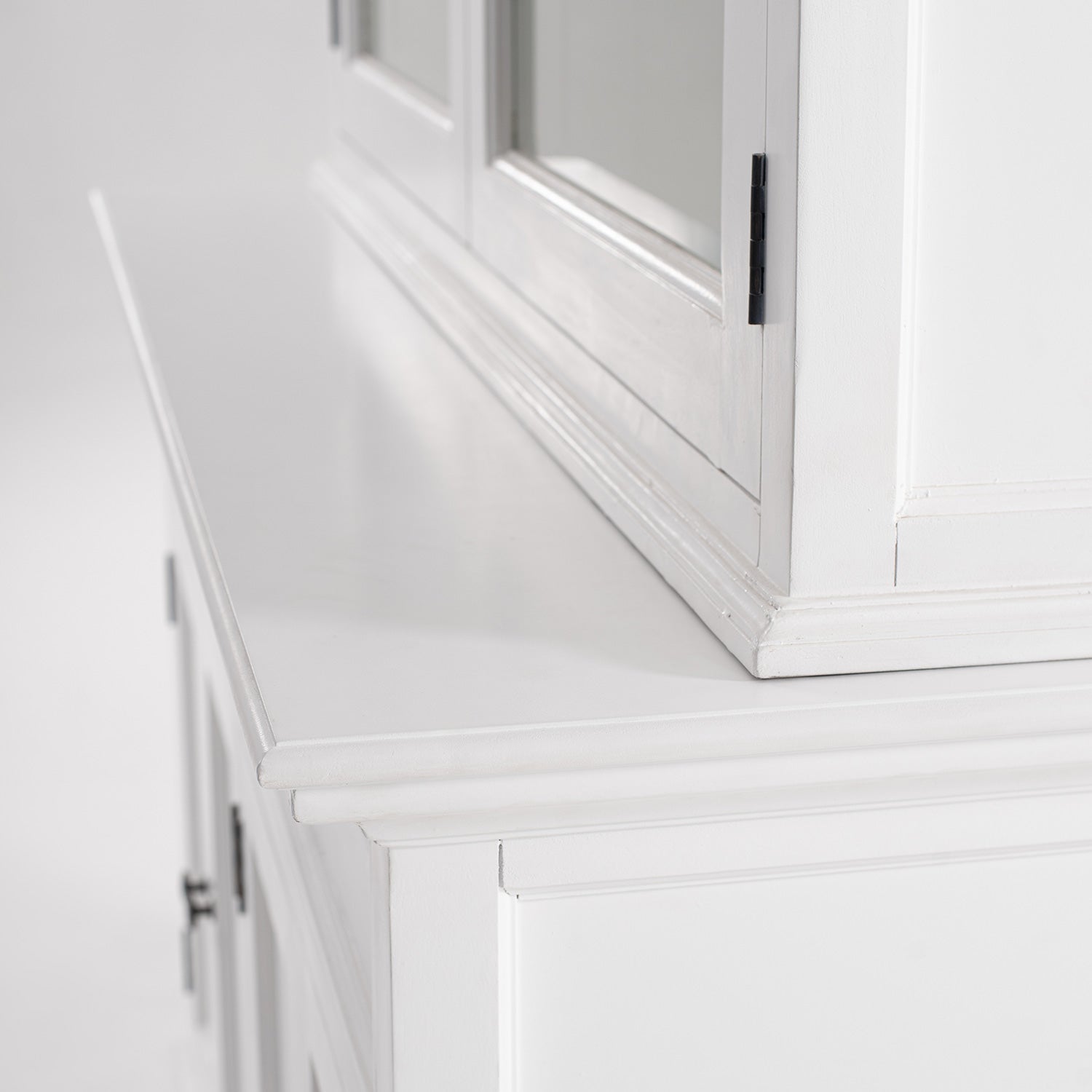 Beckton Display Hutch