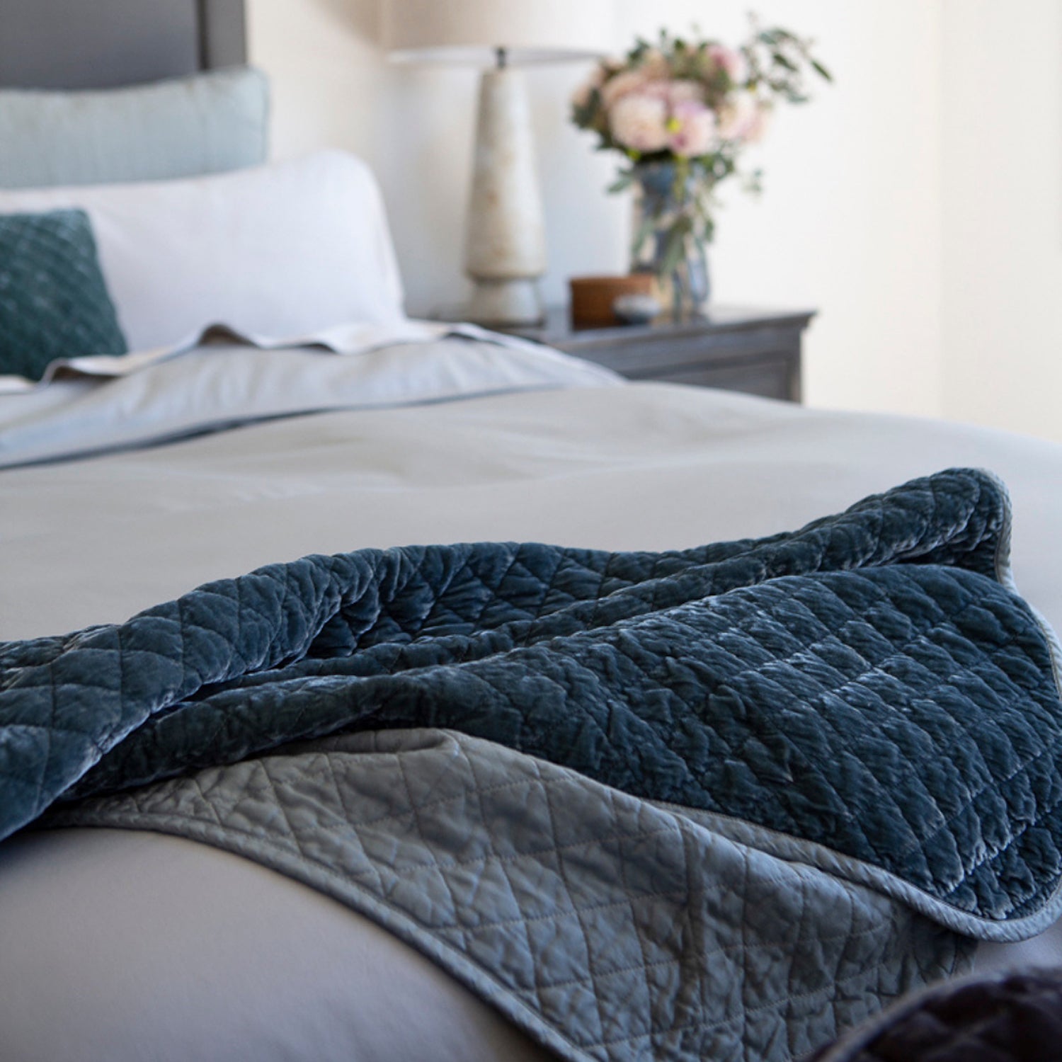 Bella Notte Silk Velvet Quilted Throw Blanket