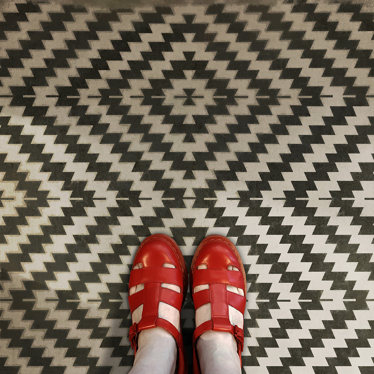 Pattern 63 - Doplar Effect Vinyl Floorcloth