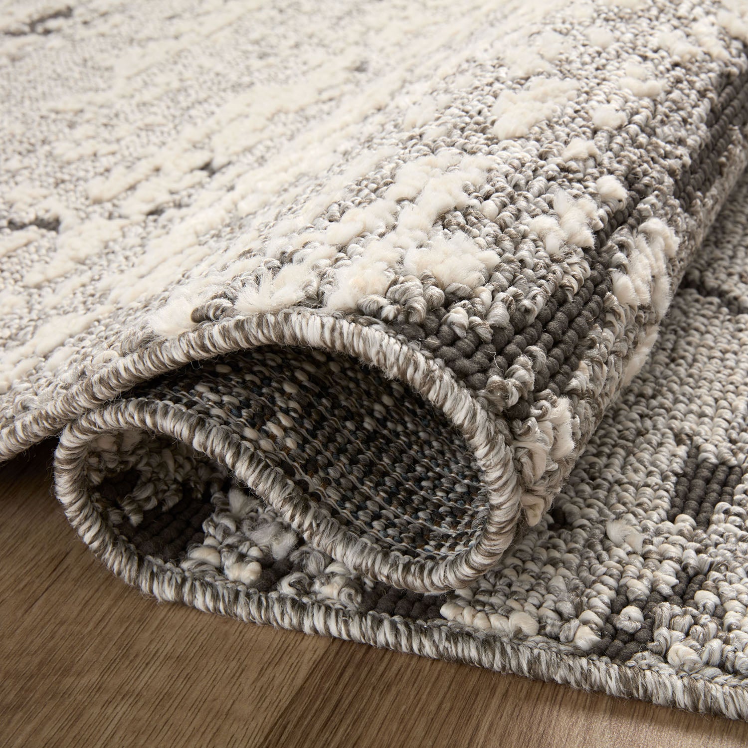 Loloi Fabian Gray/Charcoal Power Loomed Rug