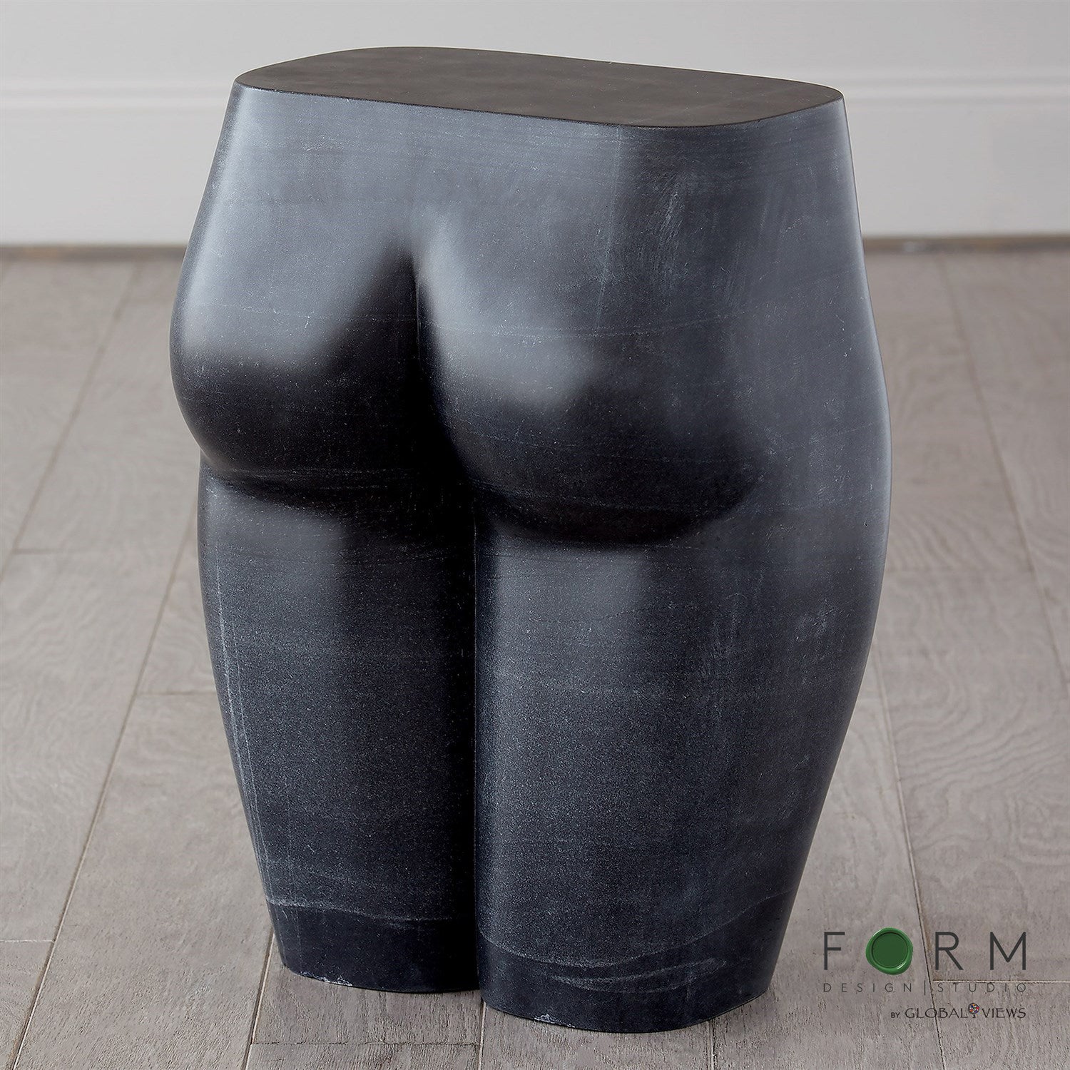 Global Views L'Homme Stool