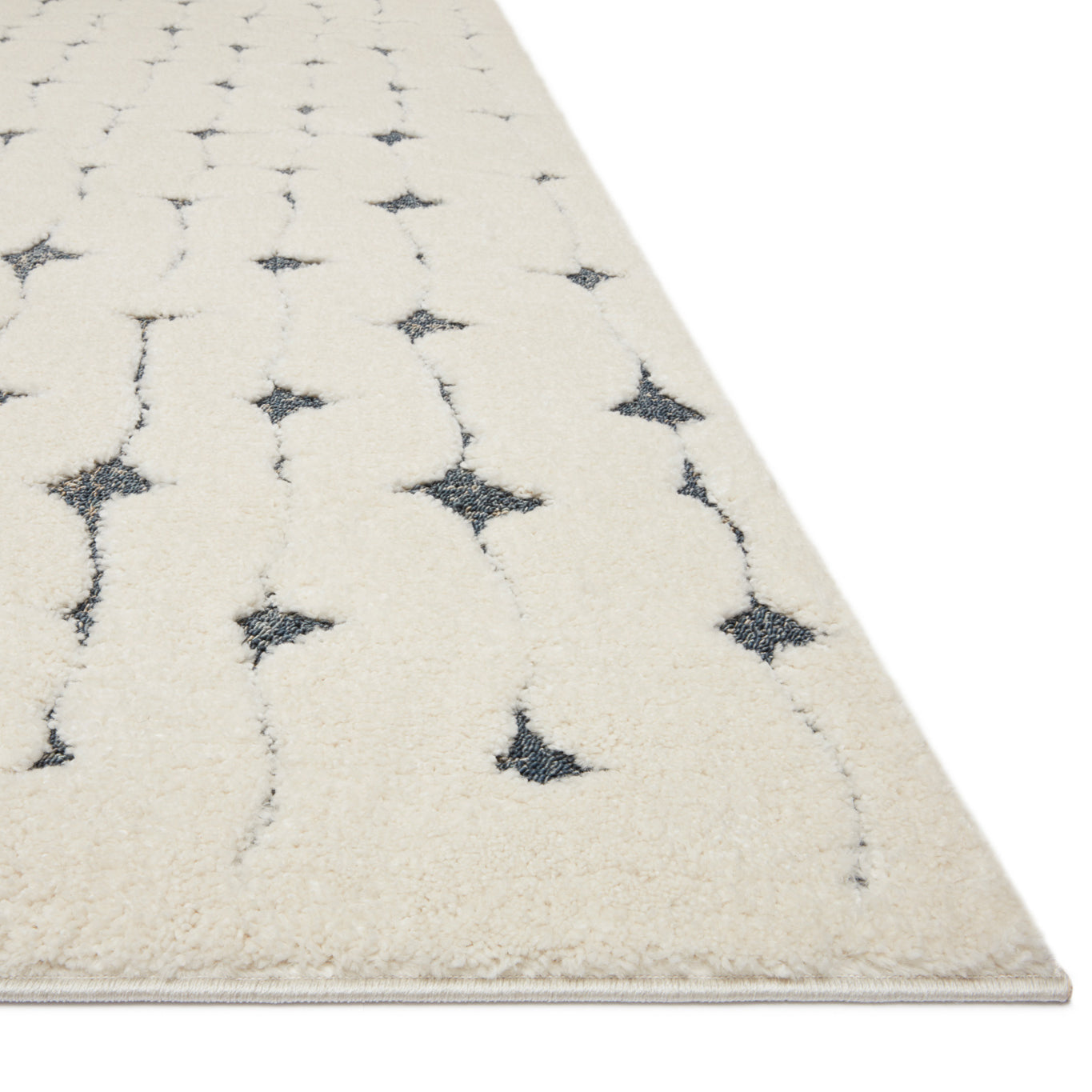 Loloi Hagen White/Navy Power Loomed Rug