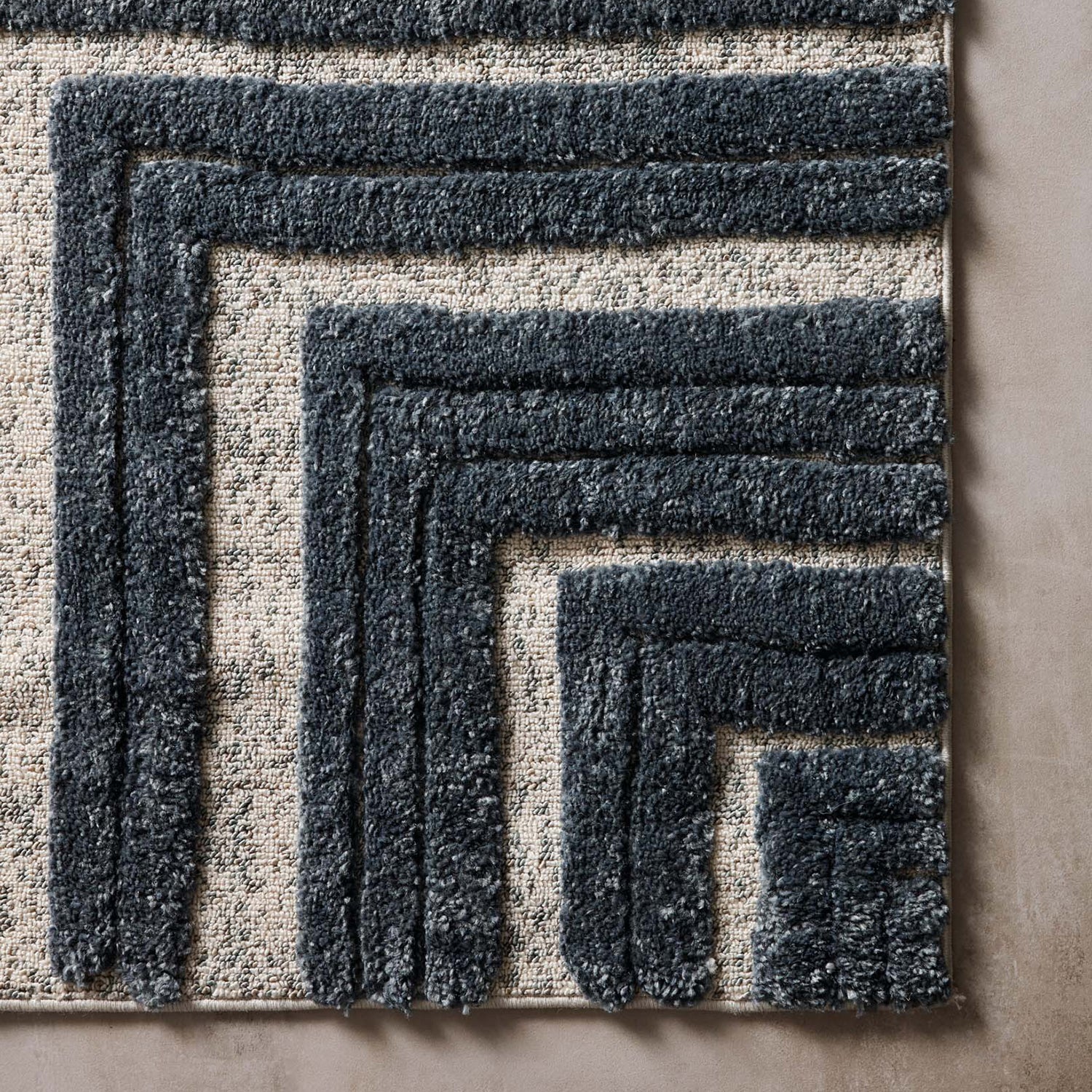 Loloi Hagen Blue/White Power Loomed Rug