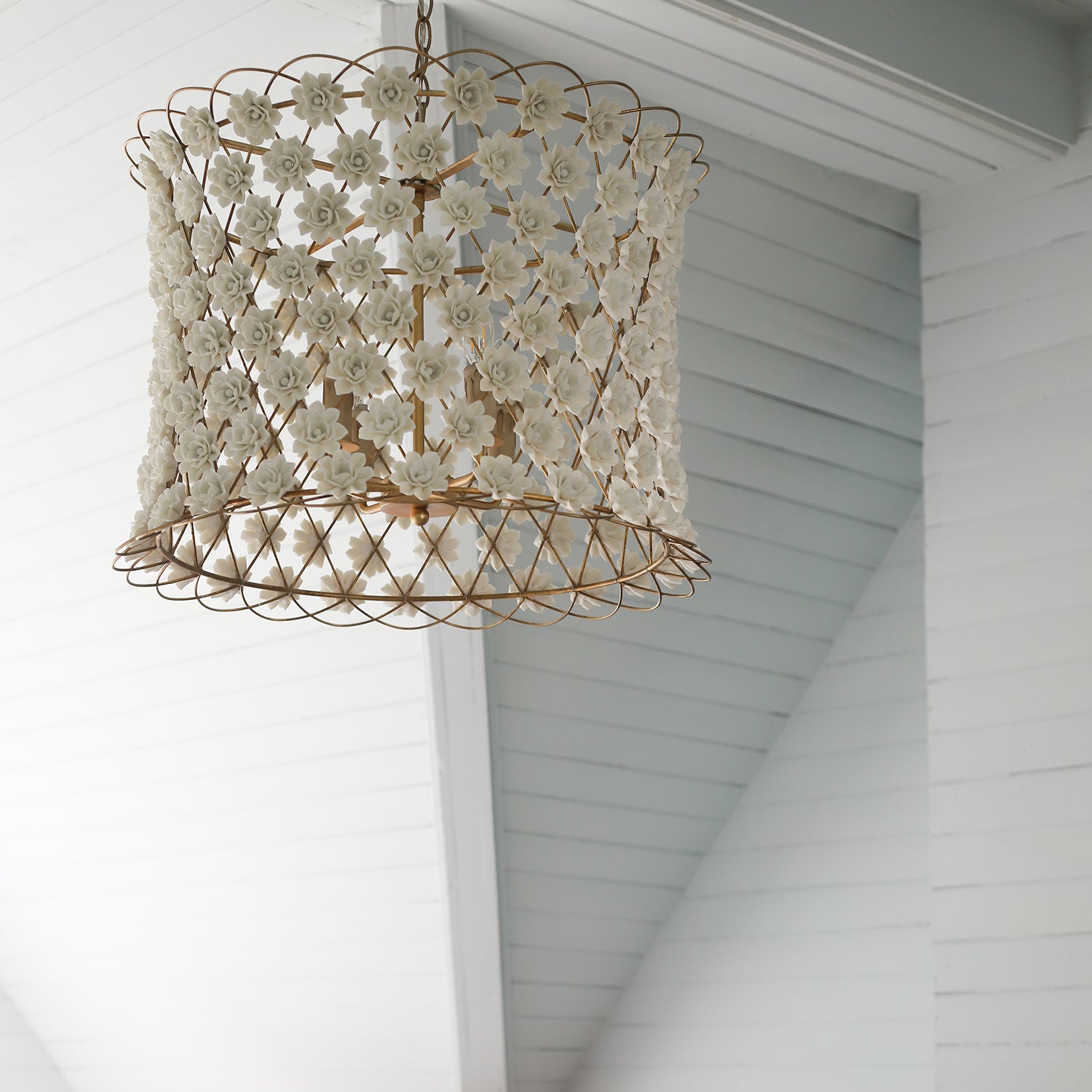 Regina Andrew Alice Porcelain Flower Chandelier - Thumbnail 3