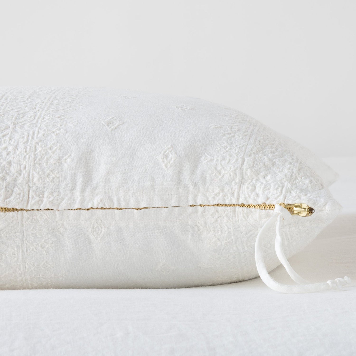 Bella Notte Ines Throw Pillow