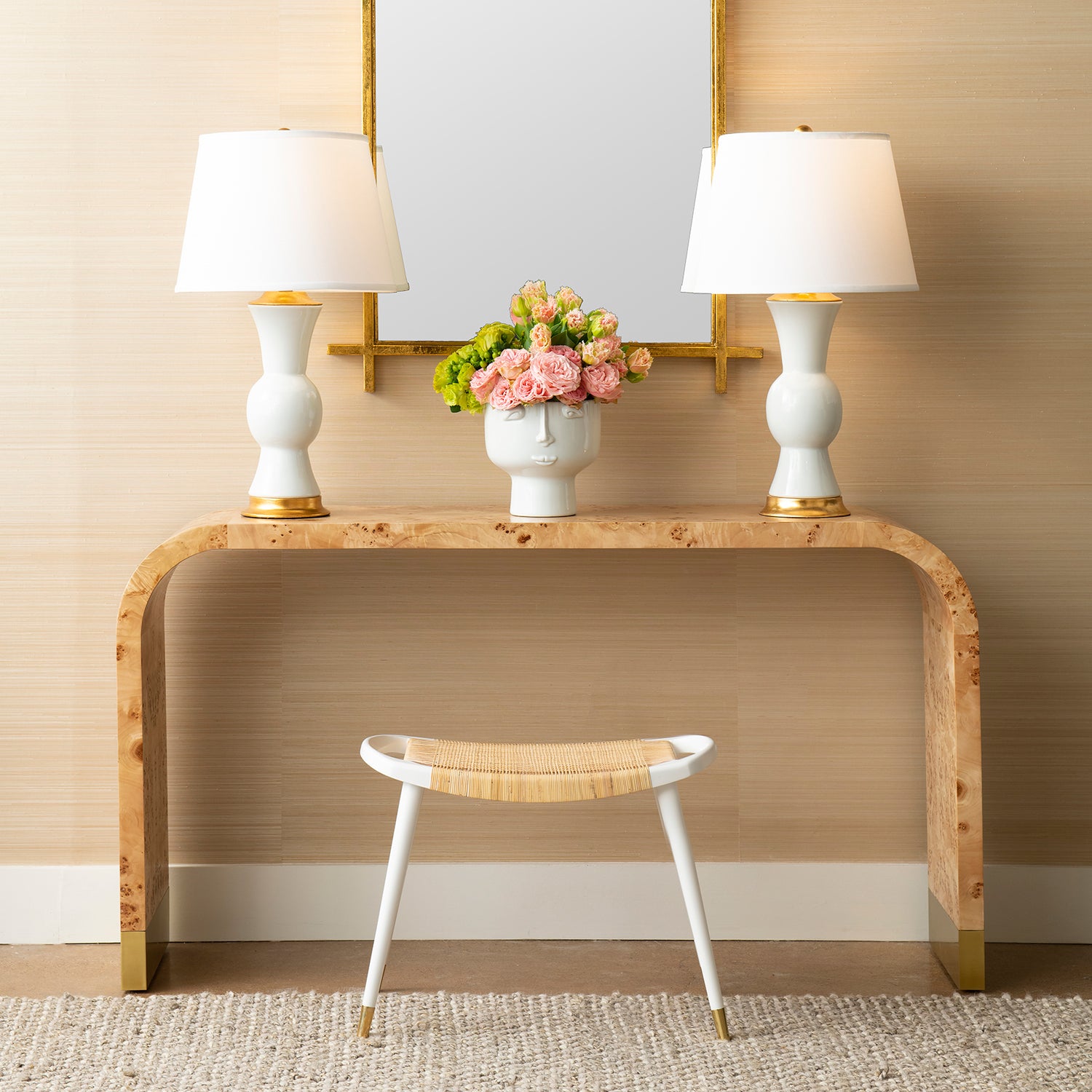 Villa and House Emil Console Table