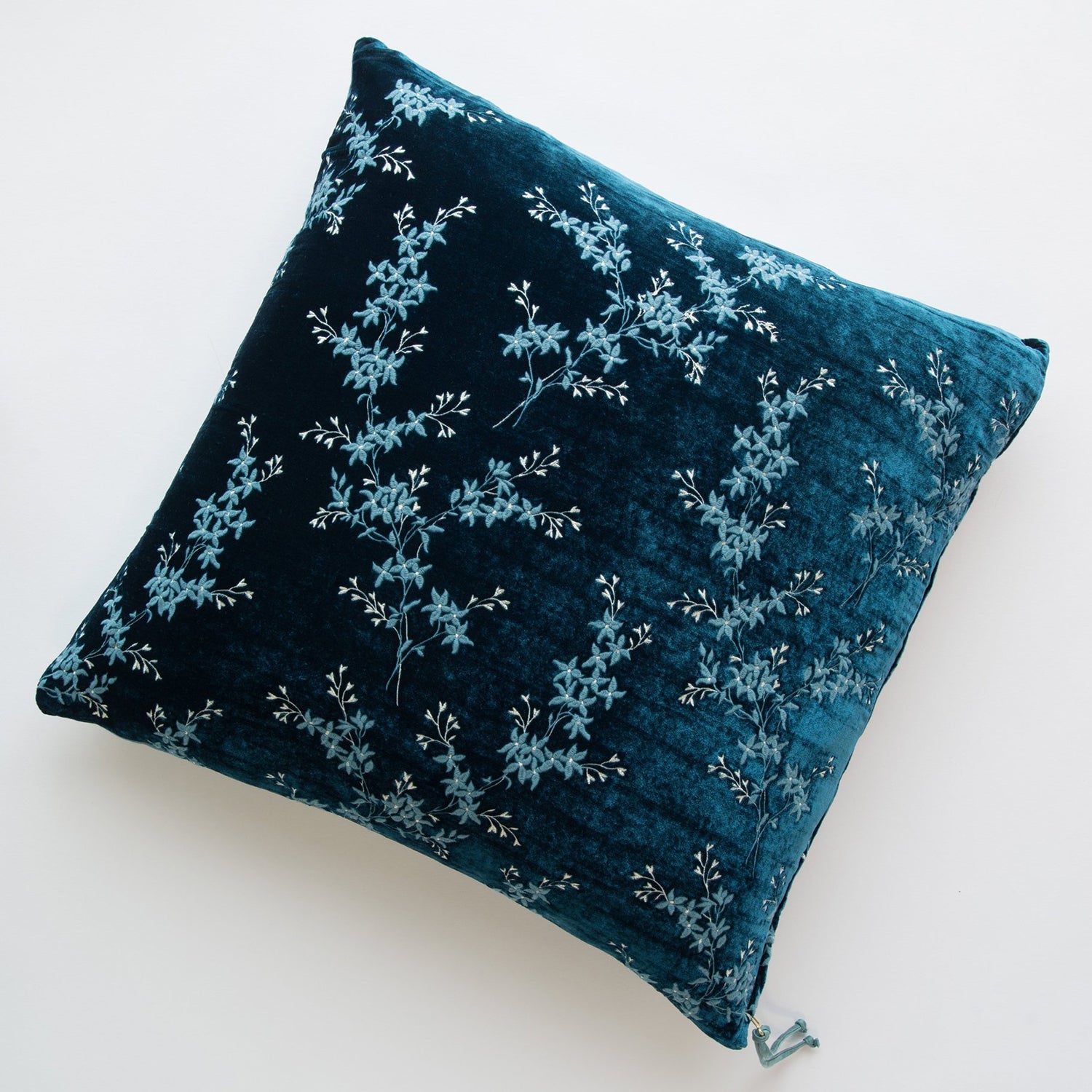 Bella Notte Lynette Large Square Throw Pillow