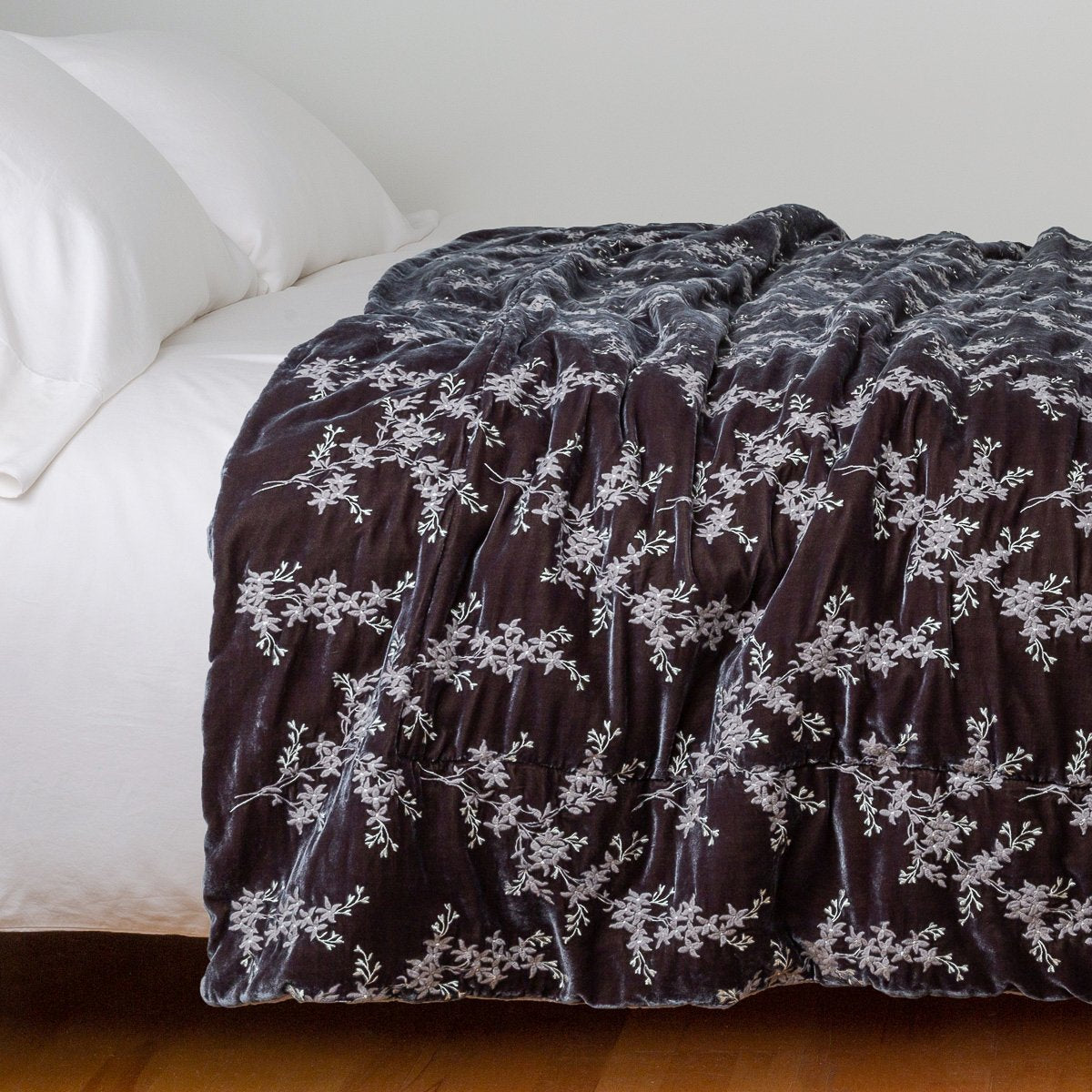 Bella Notte Lynette Bed End Throw Blanket