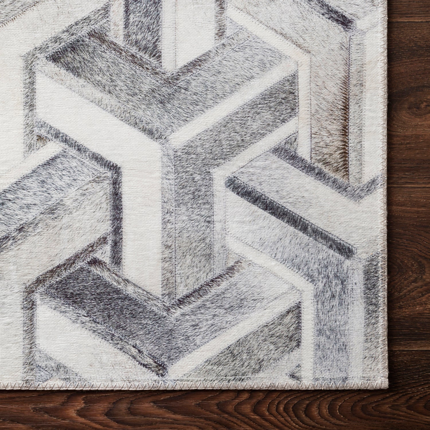 Loloi Maddox Silver/Ivory Power Loomed Rug