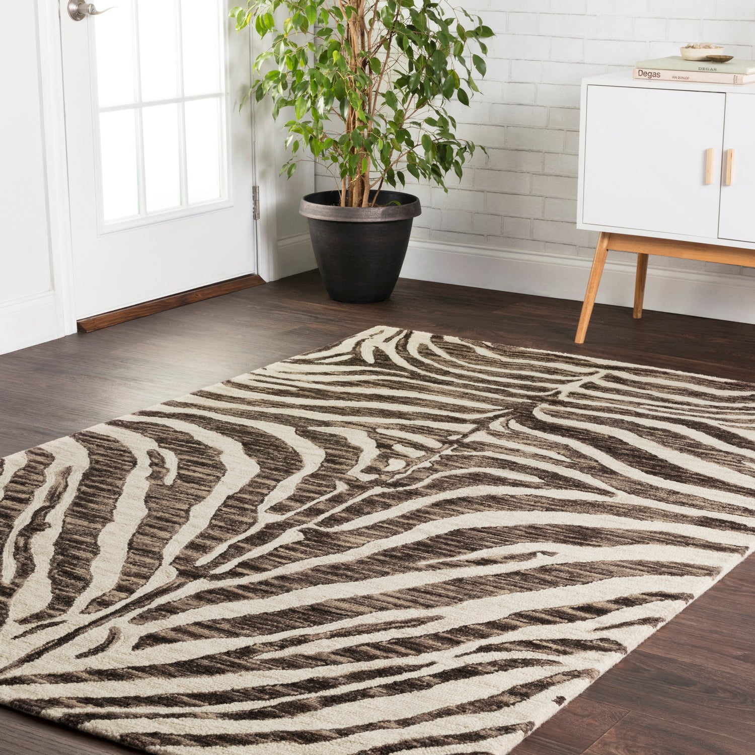 Loloi Masai Zebra Hooked Rug