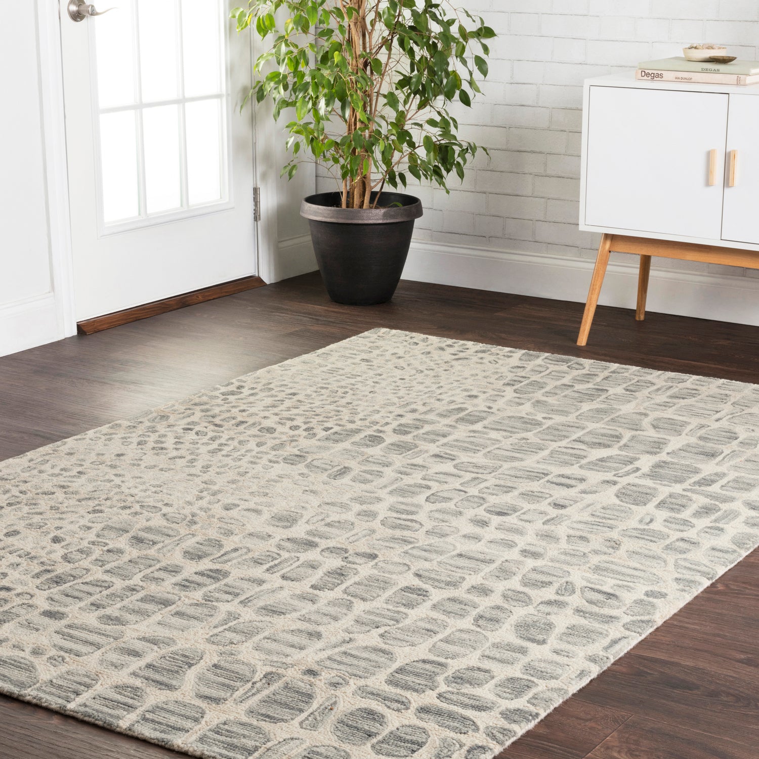 Loloi Masai Croc Hooked Rug