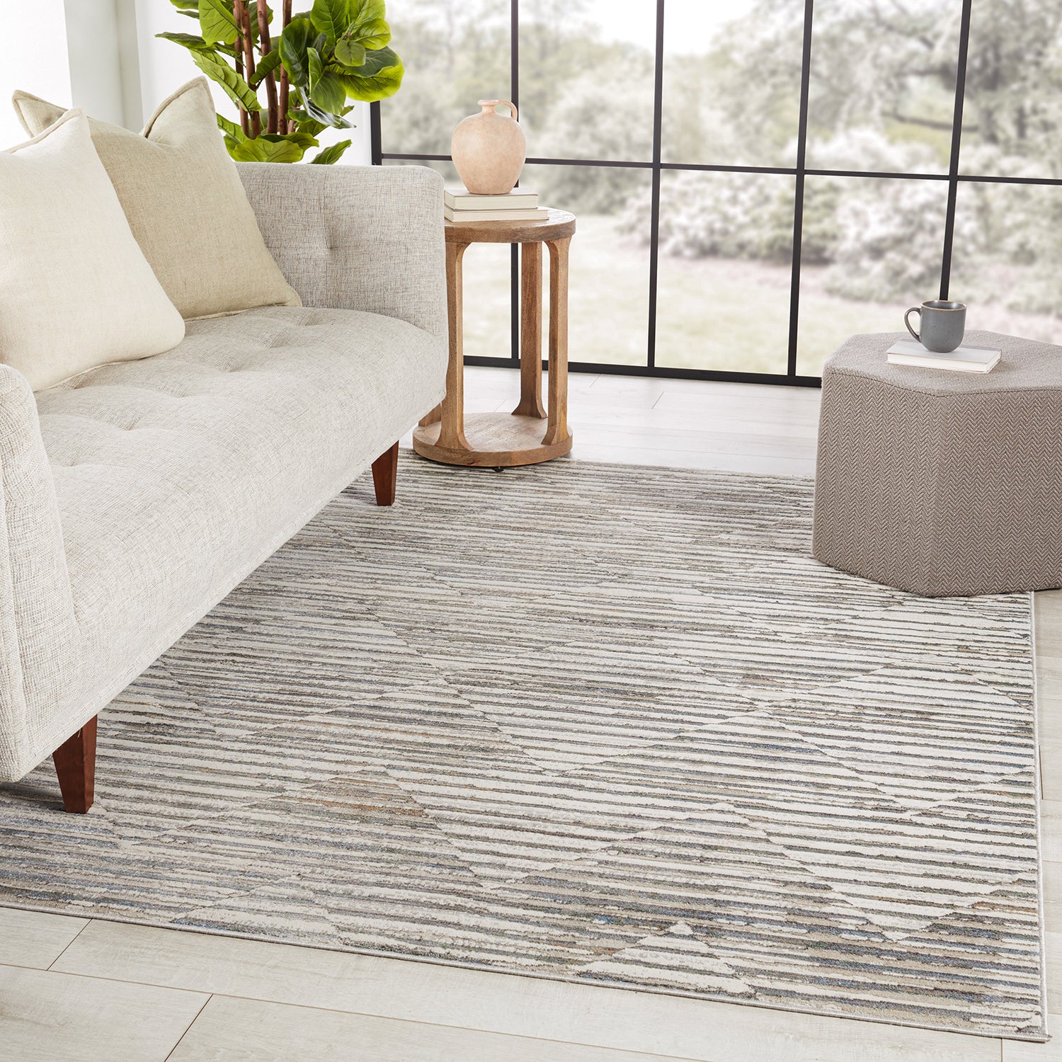 Vibe by Jaipur Living Melo Wilmot Power Loomed Rug