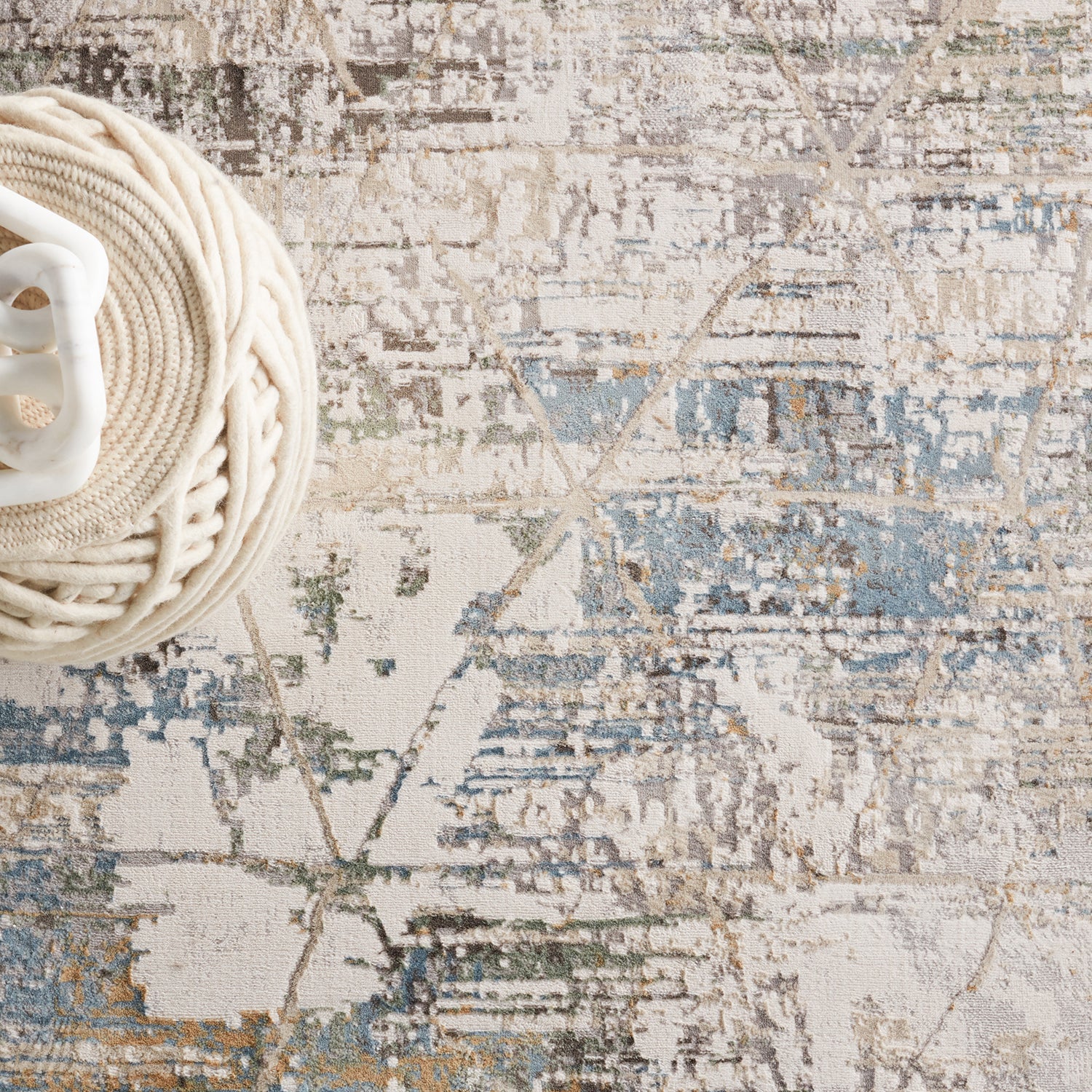 Vibe by Jaipur Living Melo Arya Power Loomed Rug