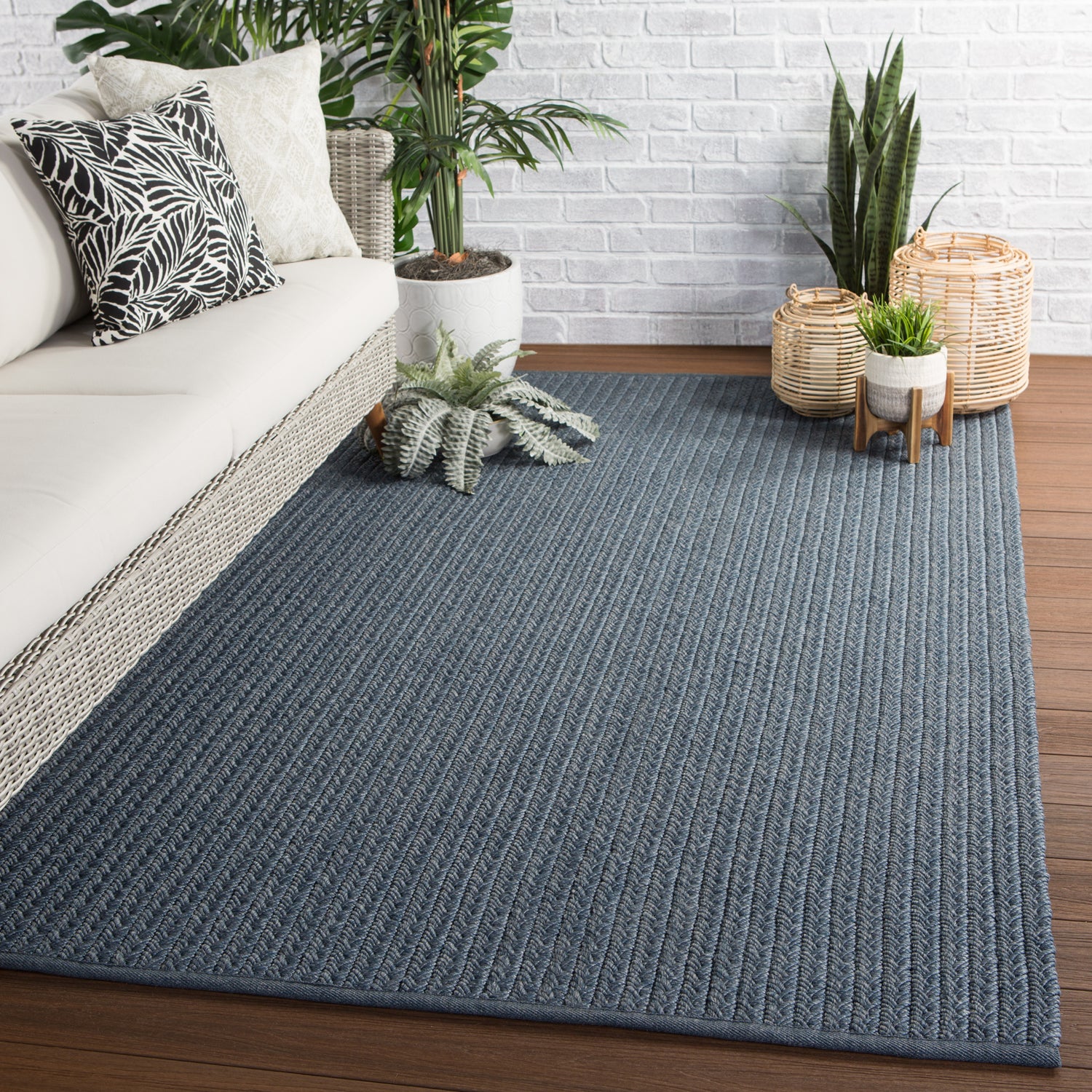 Jaipur Living Nirvana Premium Iver Indoor/Outdoor Rug