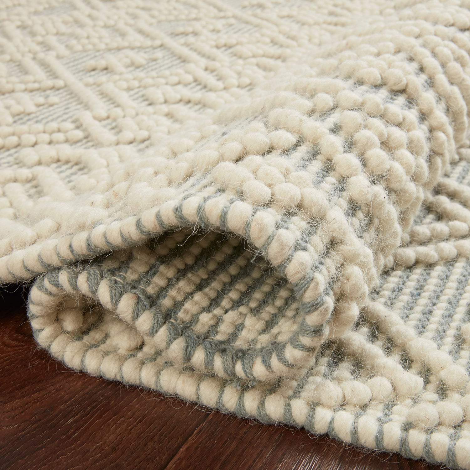 Loloi Noelle XX Ivory/Blue Hand Woven Rug