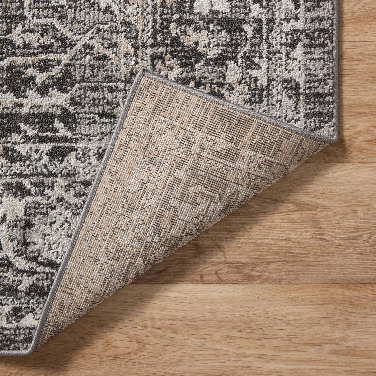 Loloi Odette Charcoal/Silver Power Loomed Rug