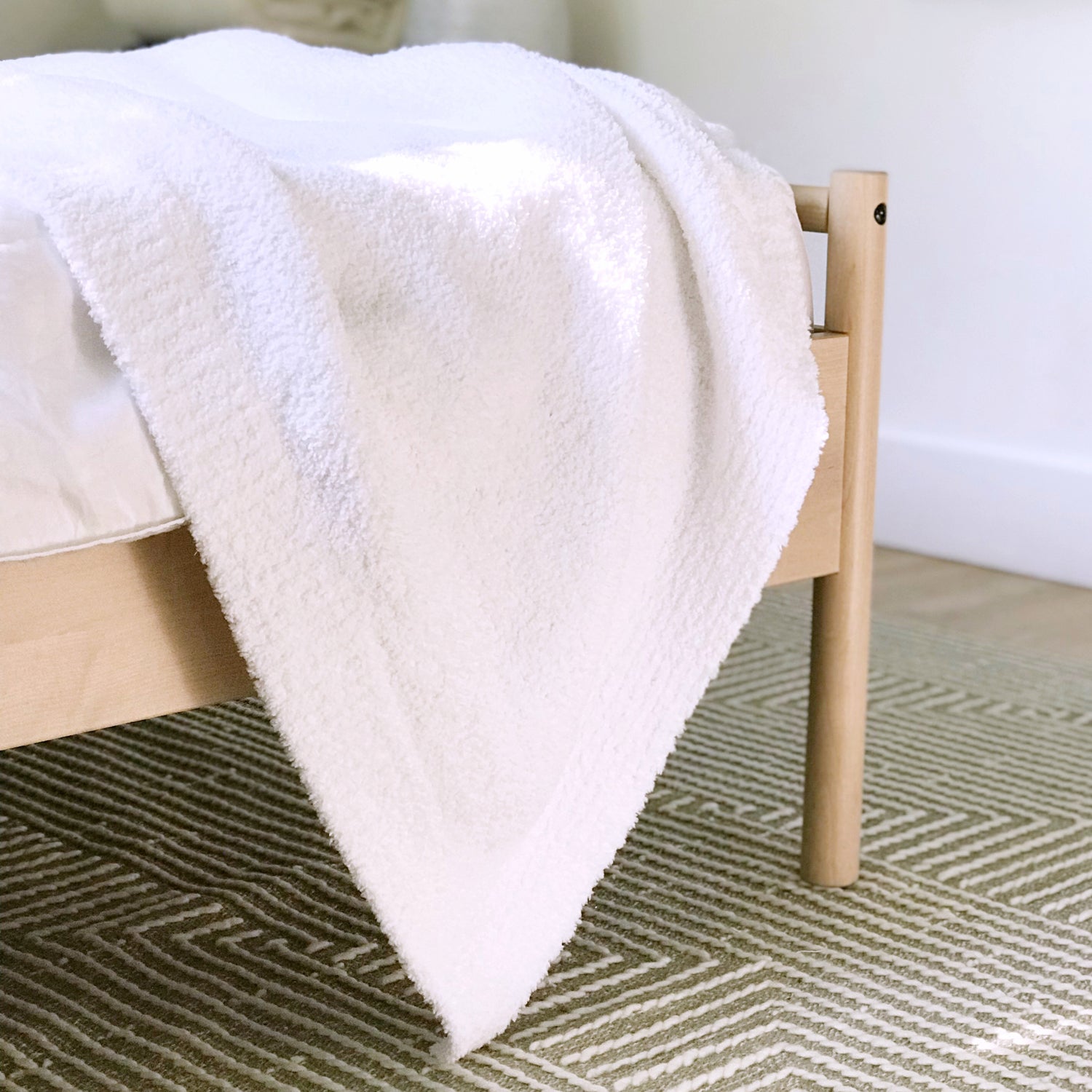 Kashwere Solid Bed Blanket - Final Sale