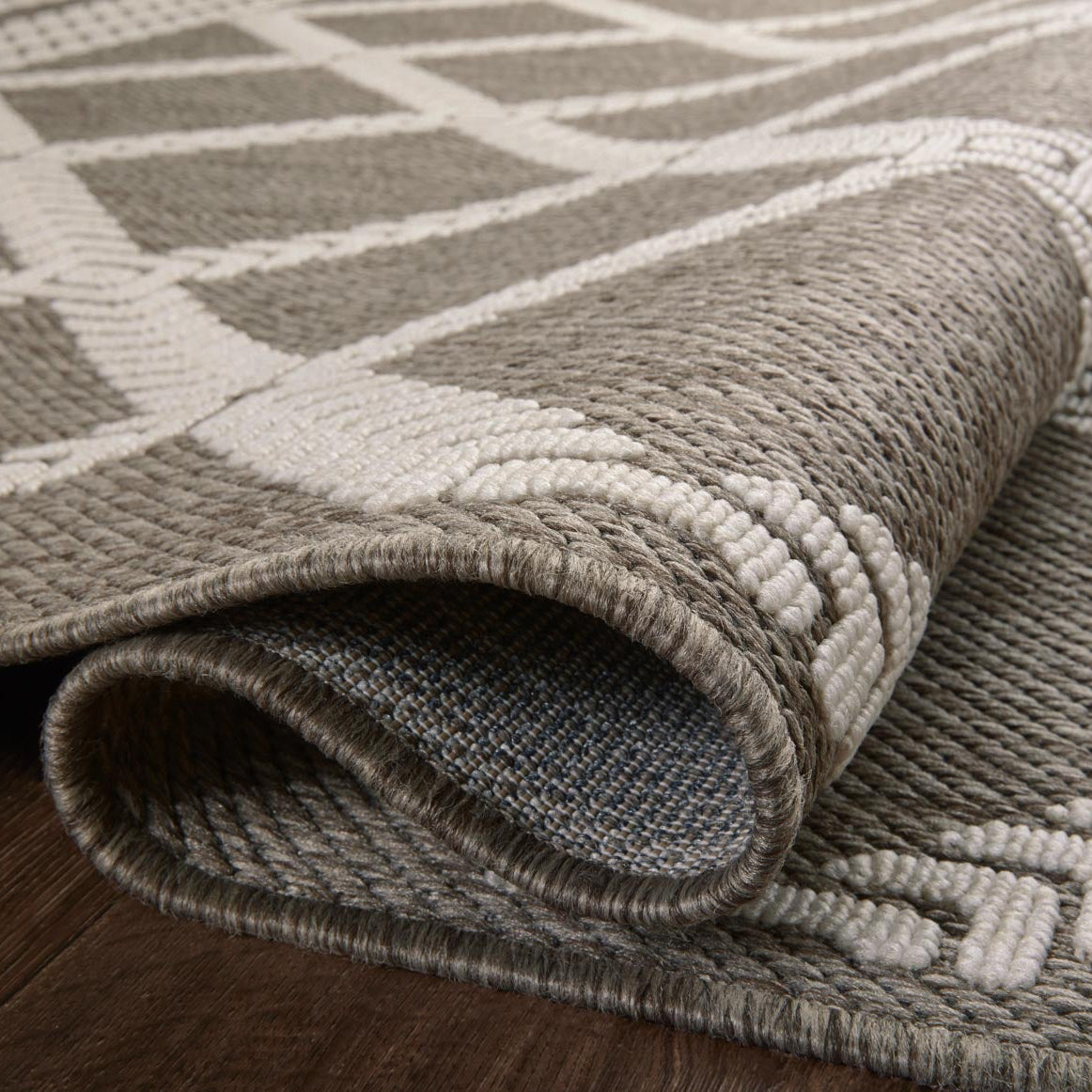 Loloi Rainier Perla Indoor/Outdoor Rug